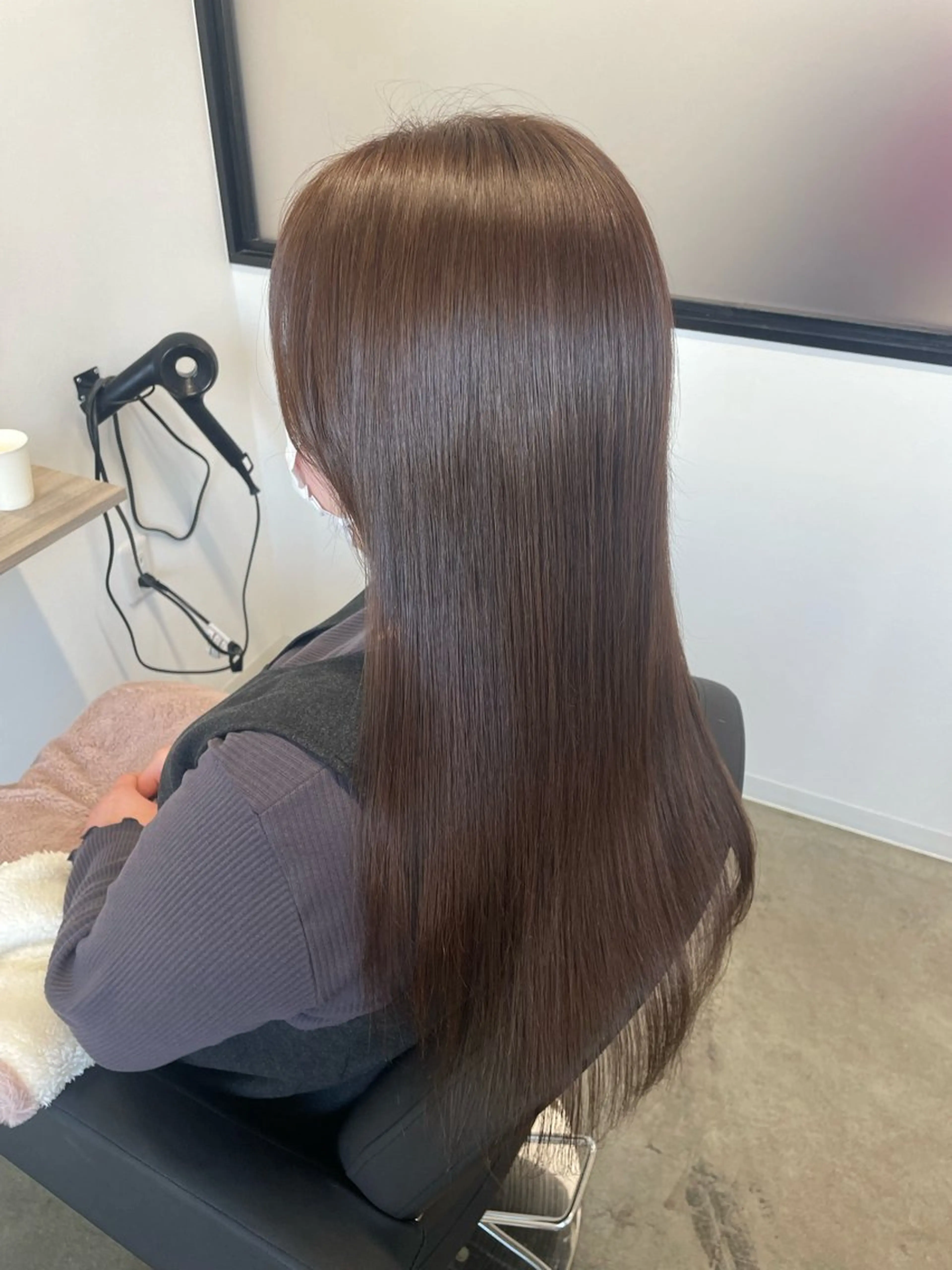 ロング カラー 菅野 萌愛のヘアスタイル