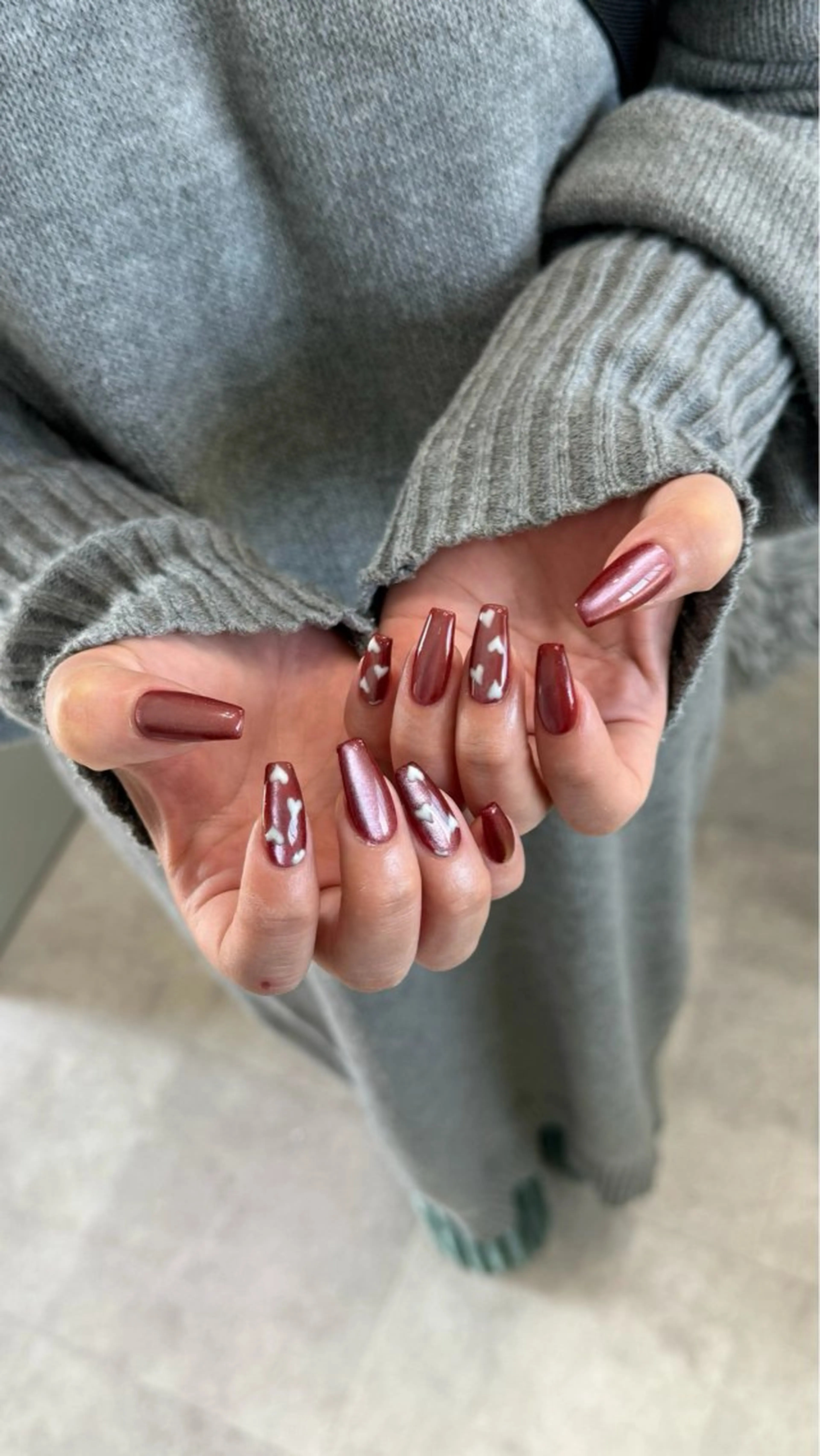 ネイル ピンク 赤色 バレンタイン ハンドネイル Nail salon Le'aのネイルデザイン