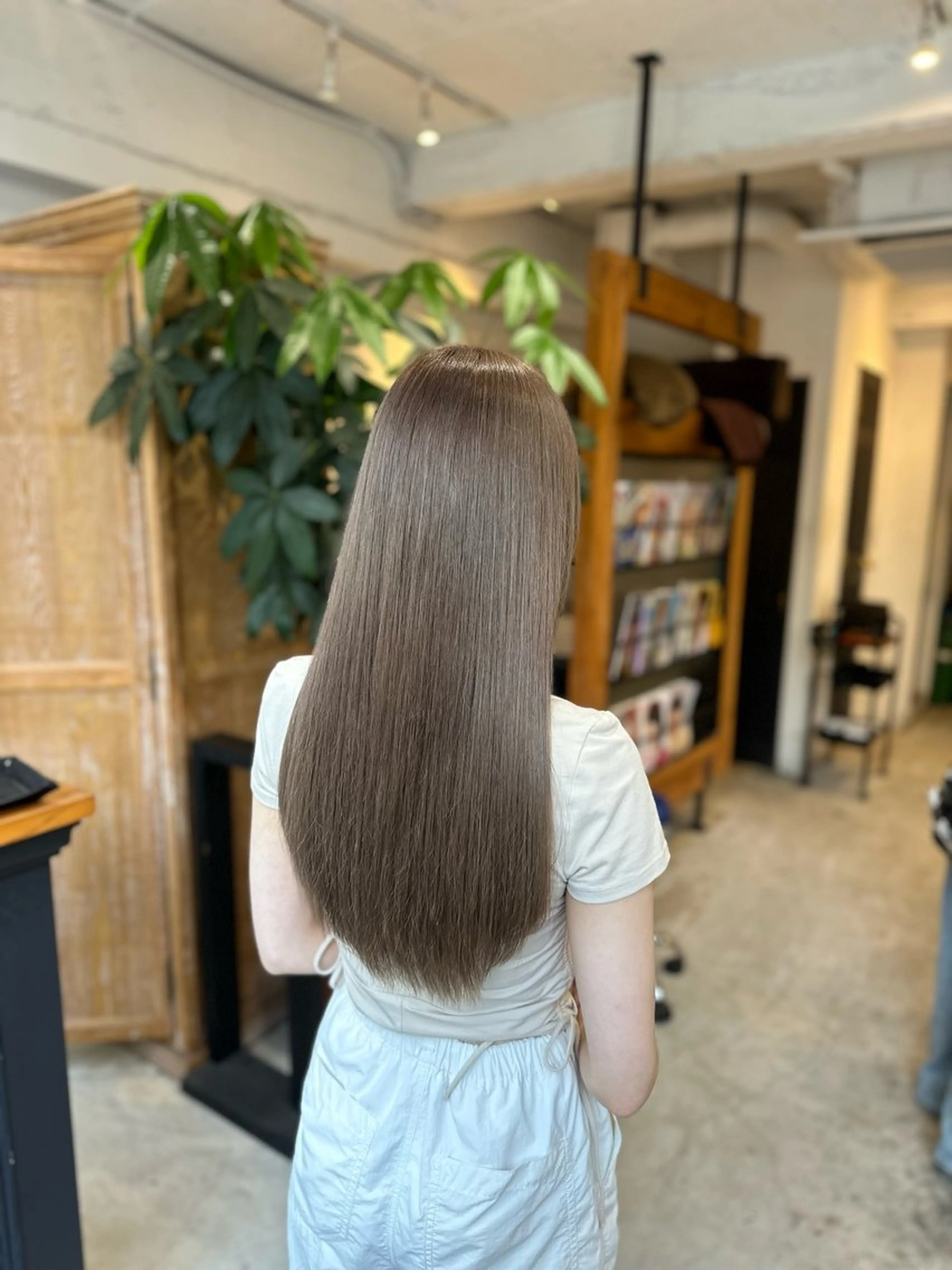 ロング ヘアカラー 秋葉原　柏木絢汰 ✨当日予約okのヘアスタイル