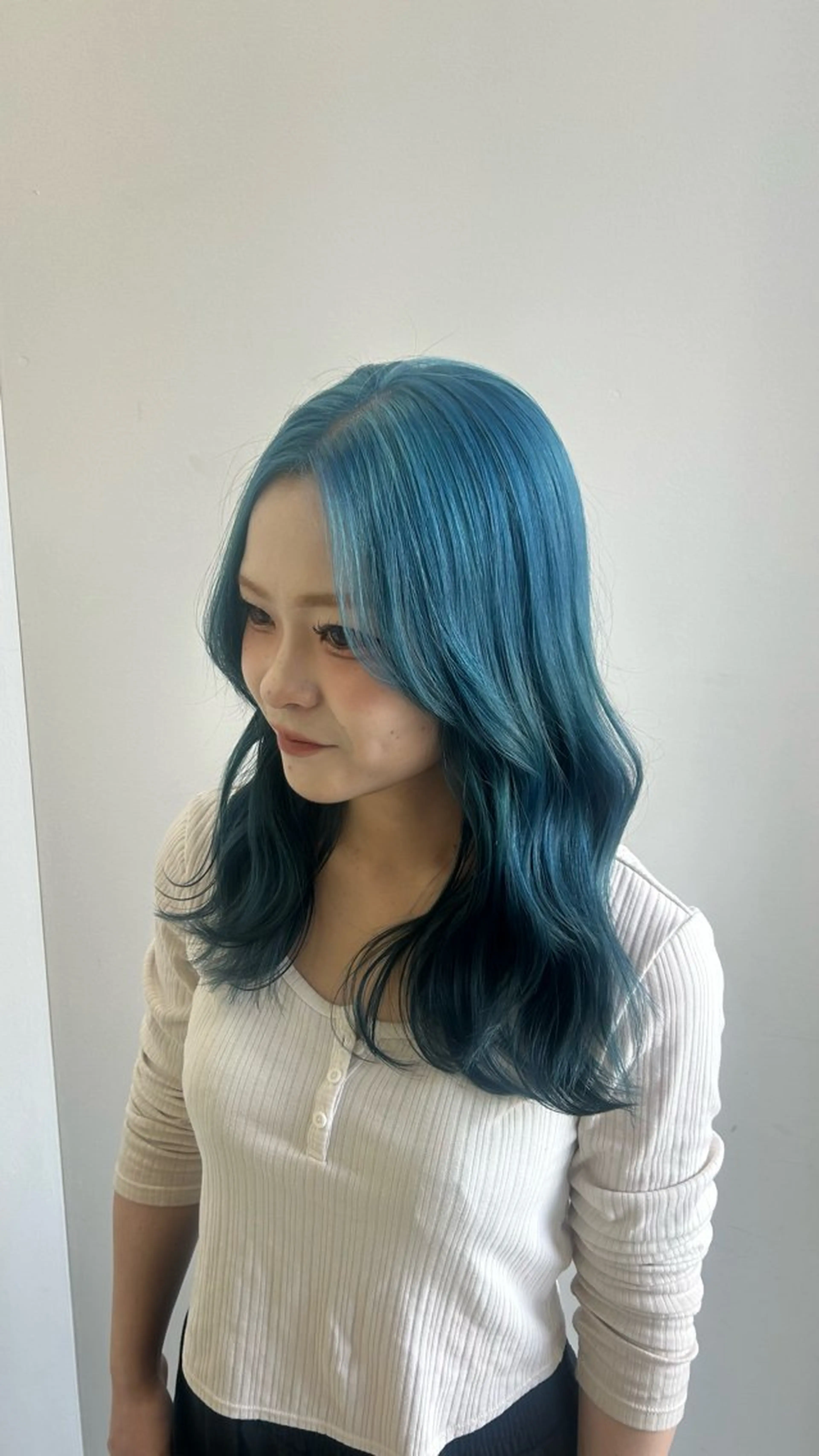 カラー ヘアカラー トリートメント 🍓垢抜けハイトーン 🍓HINAのヘアスタイル