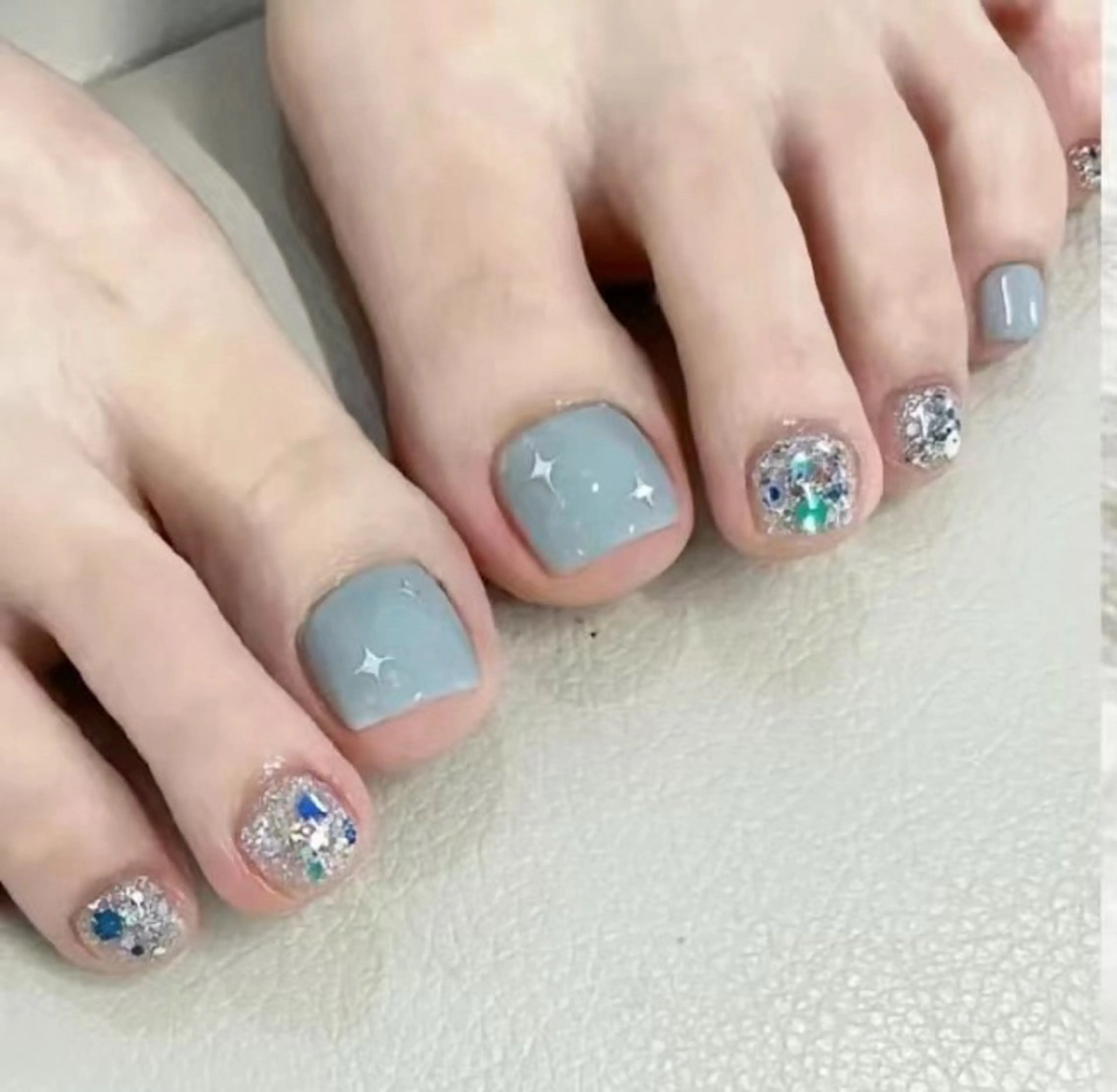 ネイル フットネイル Kaka_ パラジェル、長さだしのネイルデザイン