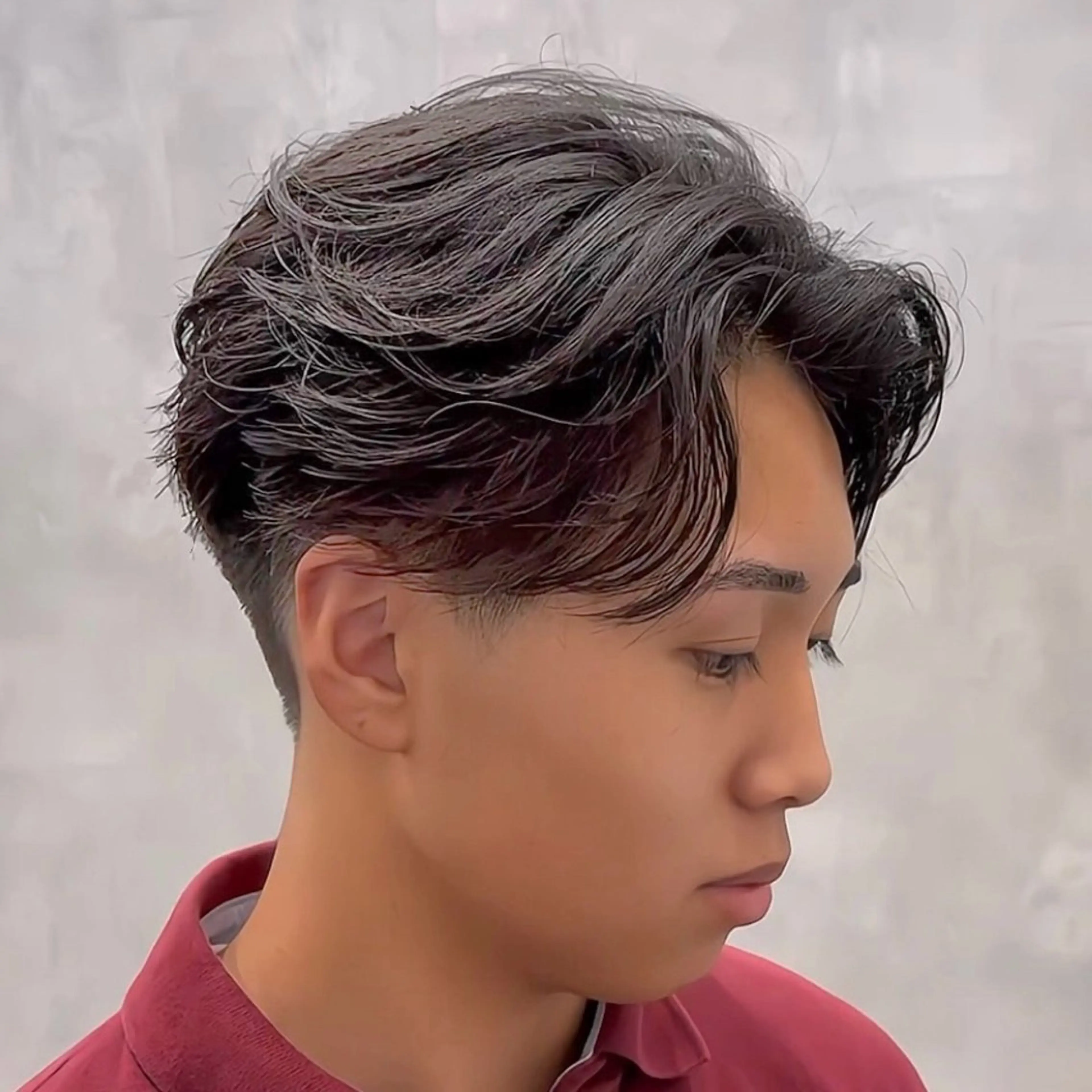 パーマ メンズ フェザーパーマ メンズパーマ カット パーマ 色気のフェザーパーマ 港南台のメンズ美容師のヘアスタイル