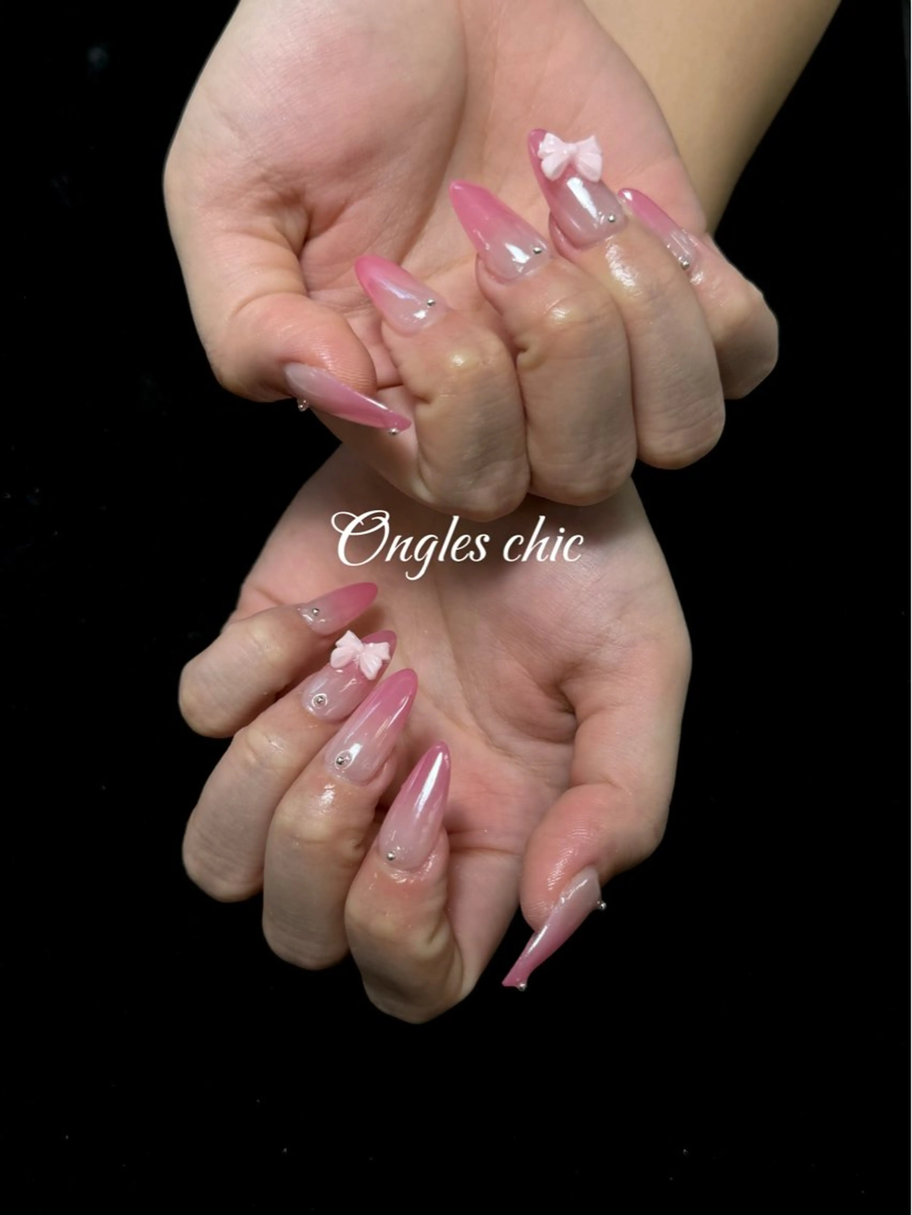 ネイル ハンドネイル ongles chicのネイルデザイン