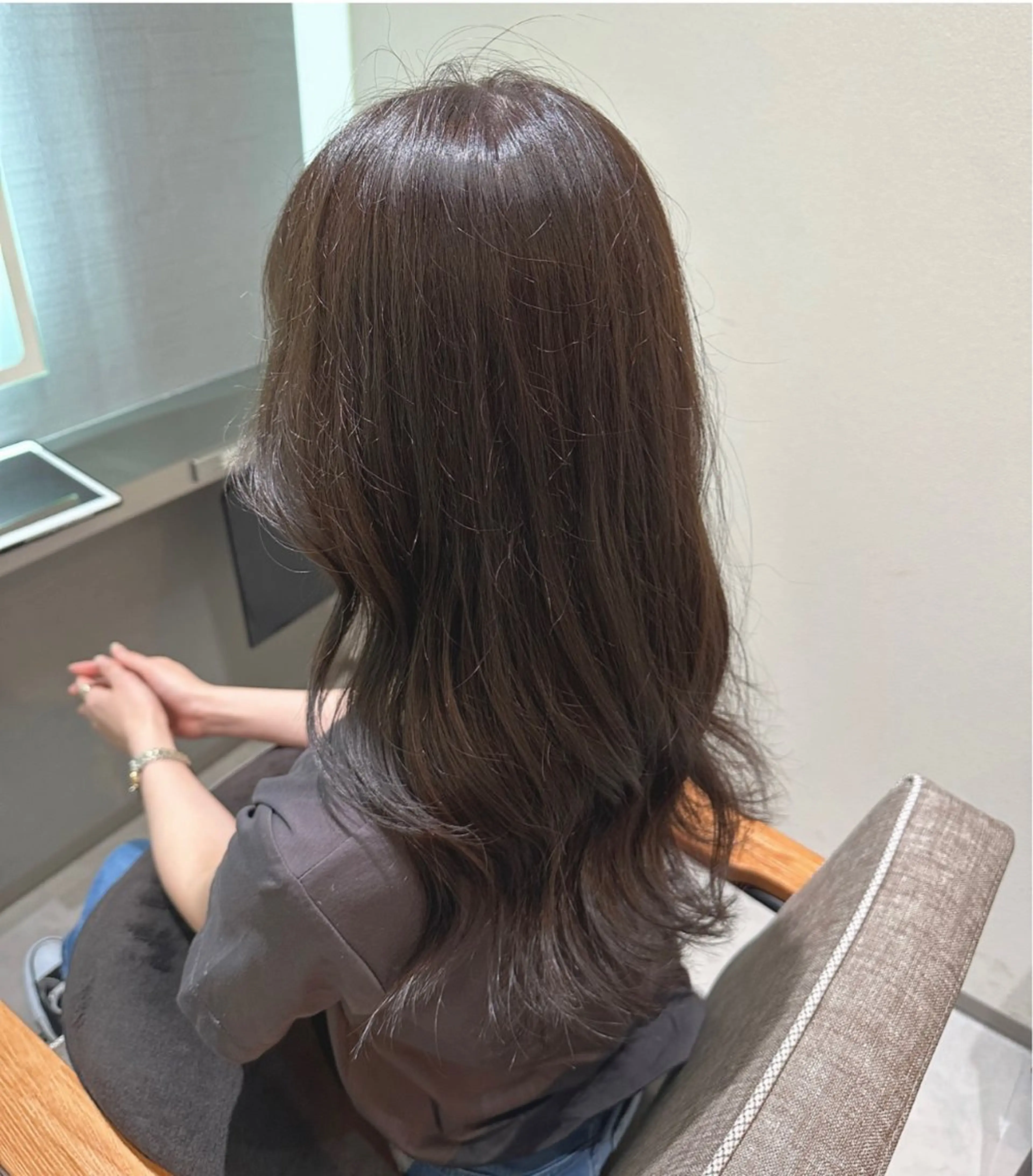 ロング カラー ヘアアレンジ 透明感カラー グレージュ オリーブグレージュ オリーブグレー 🇰🇷韓国スタイル レイヤー/ayanaのヘアスタイル