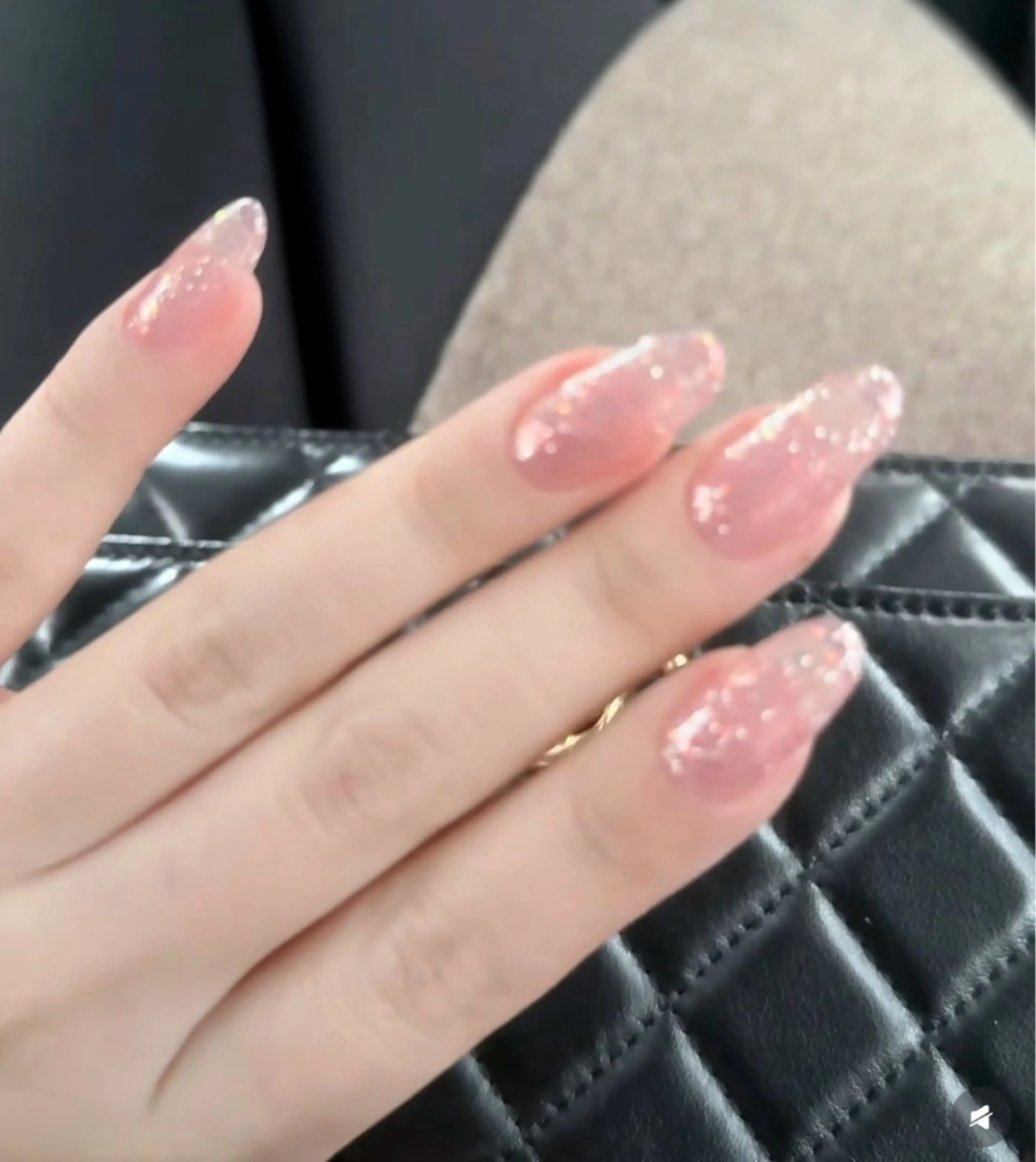 ネイル ハンドネイル Trend Nail シロのネイルデザイン