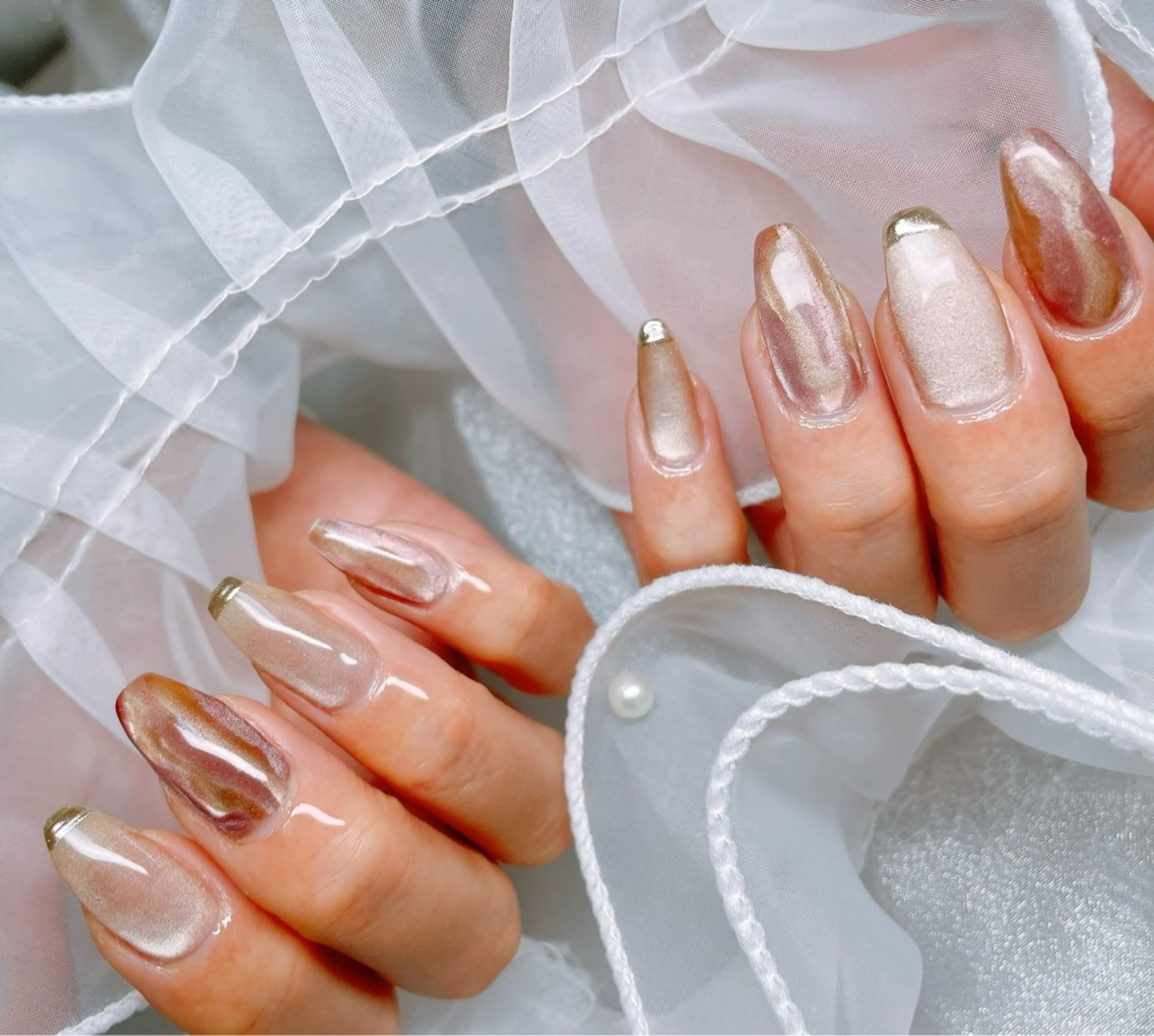 ネイル フレンチネイル マグネットネイル ミラーネイル ハンドネイル ハンドケア GAL_ NAILのネイルデザイン