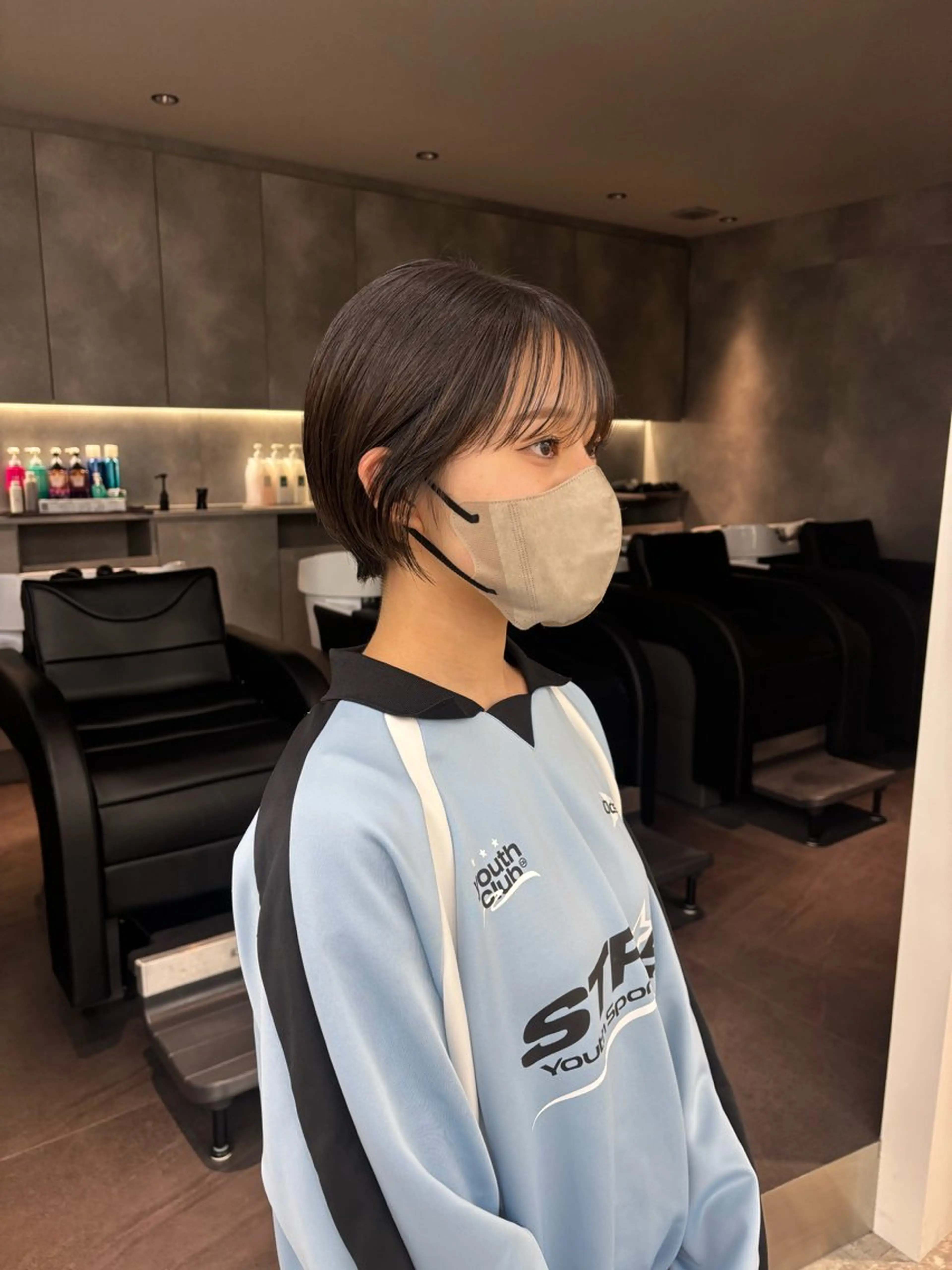 ショート カラー fifth 庄子愛彩のヘアスタイル