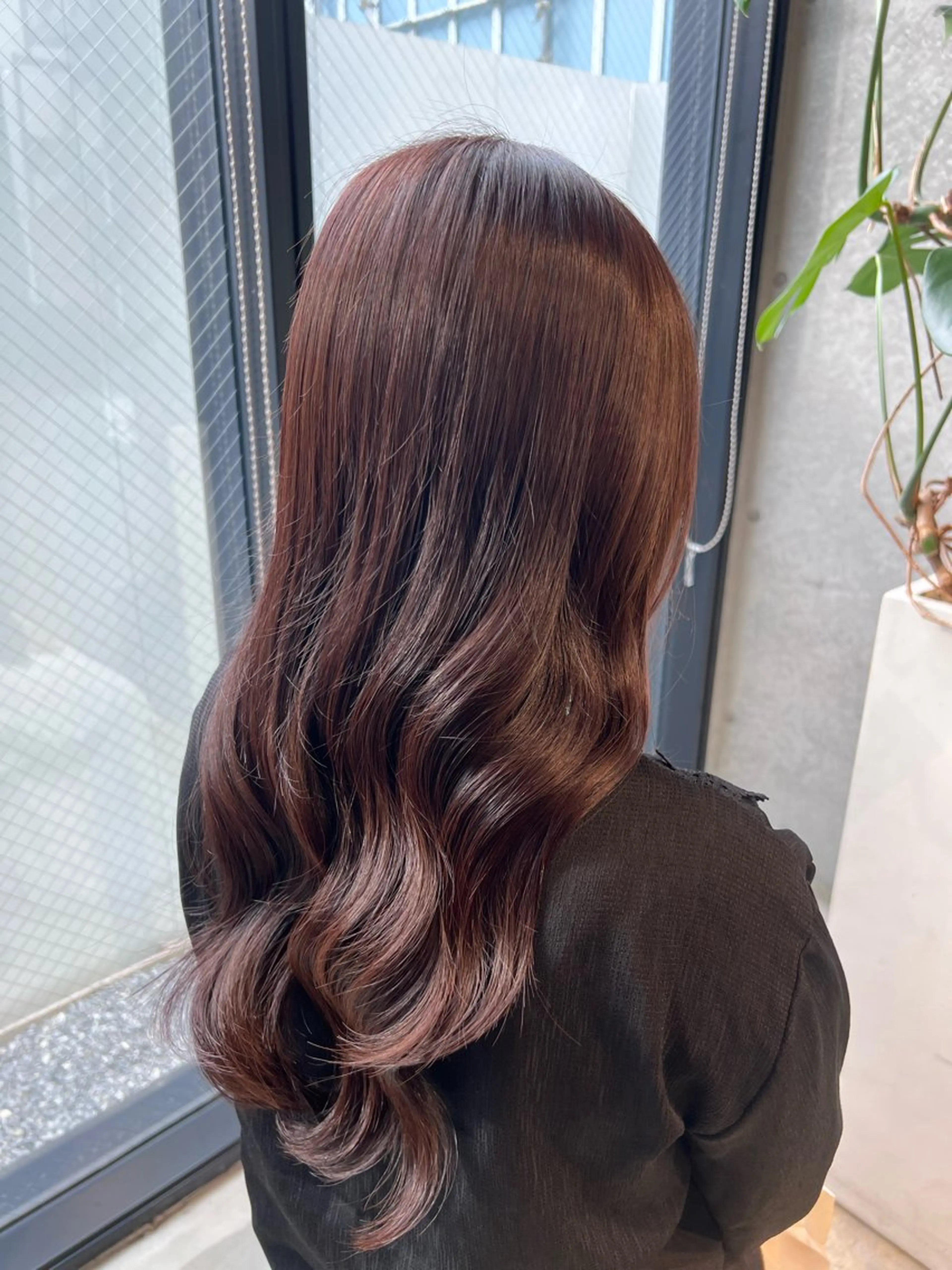セミロング ヘアカラー うるツヤ透明感カラー 𝐀𝐲𝐚𝐦𝐢のヘアスタイル