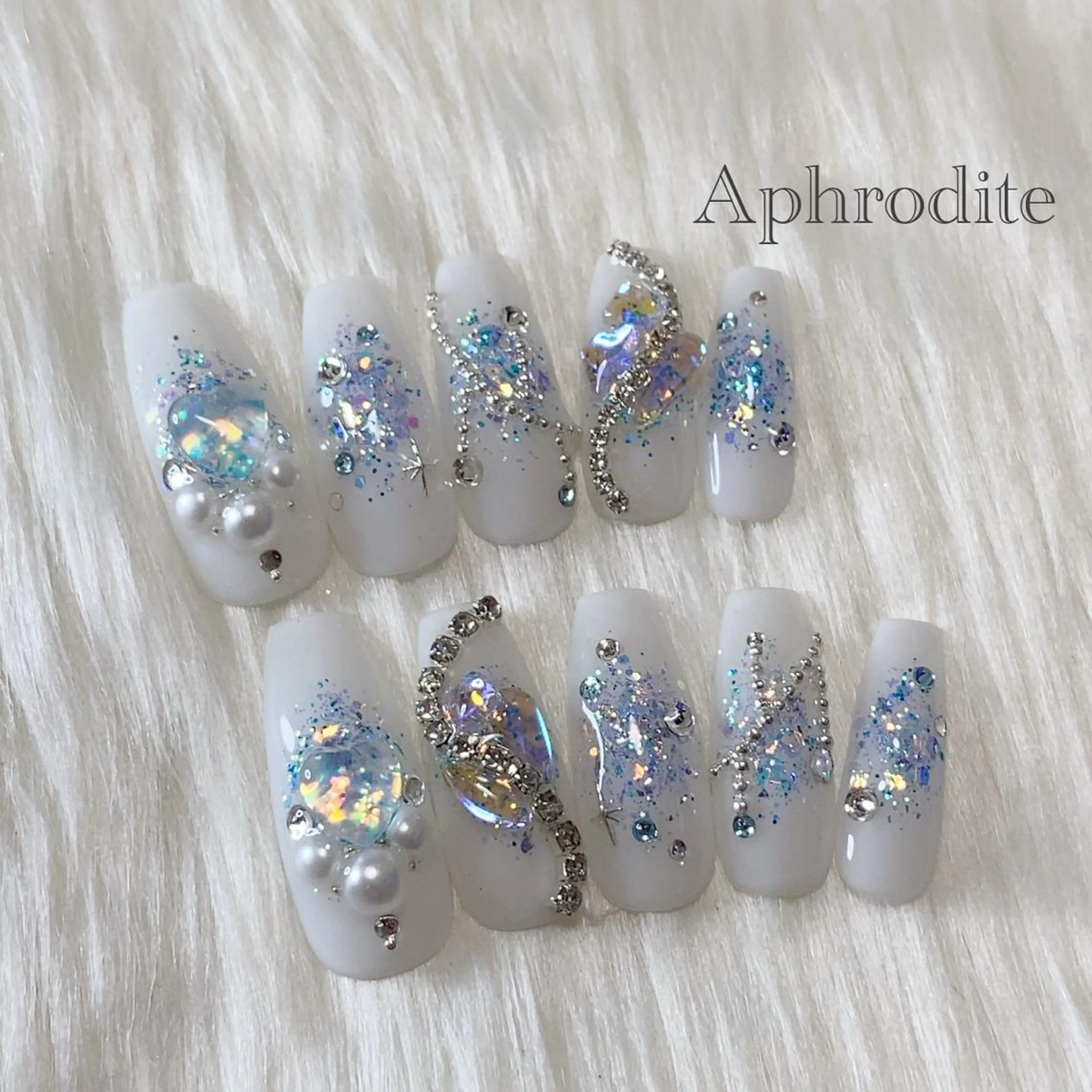 ネイル Aphrodite パラジェル認定サロンのネイルデザイン