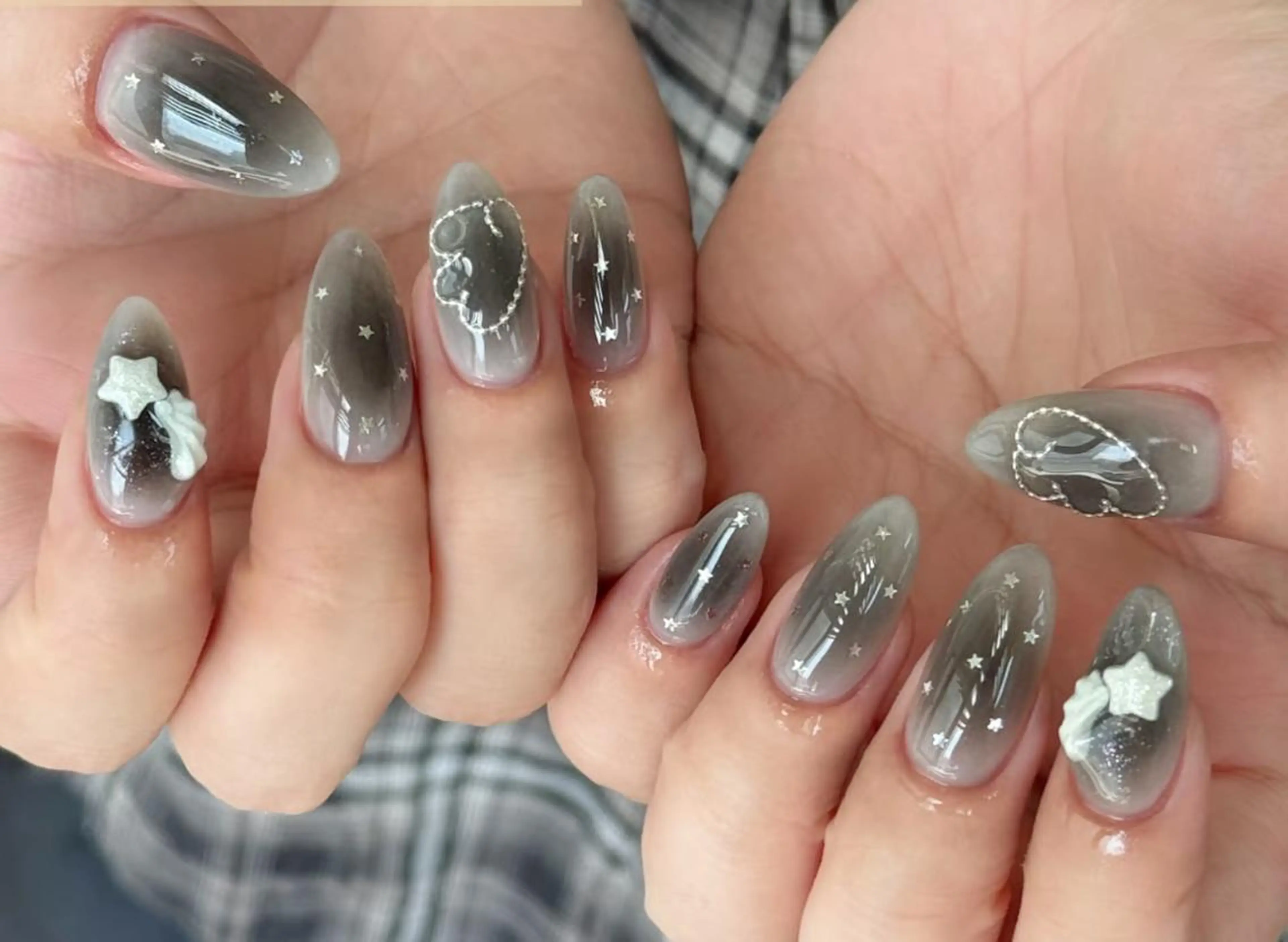 ネイル ハンドネイル エリ🫧 nail池袋東口のネイルデザイン