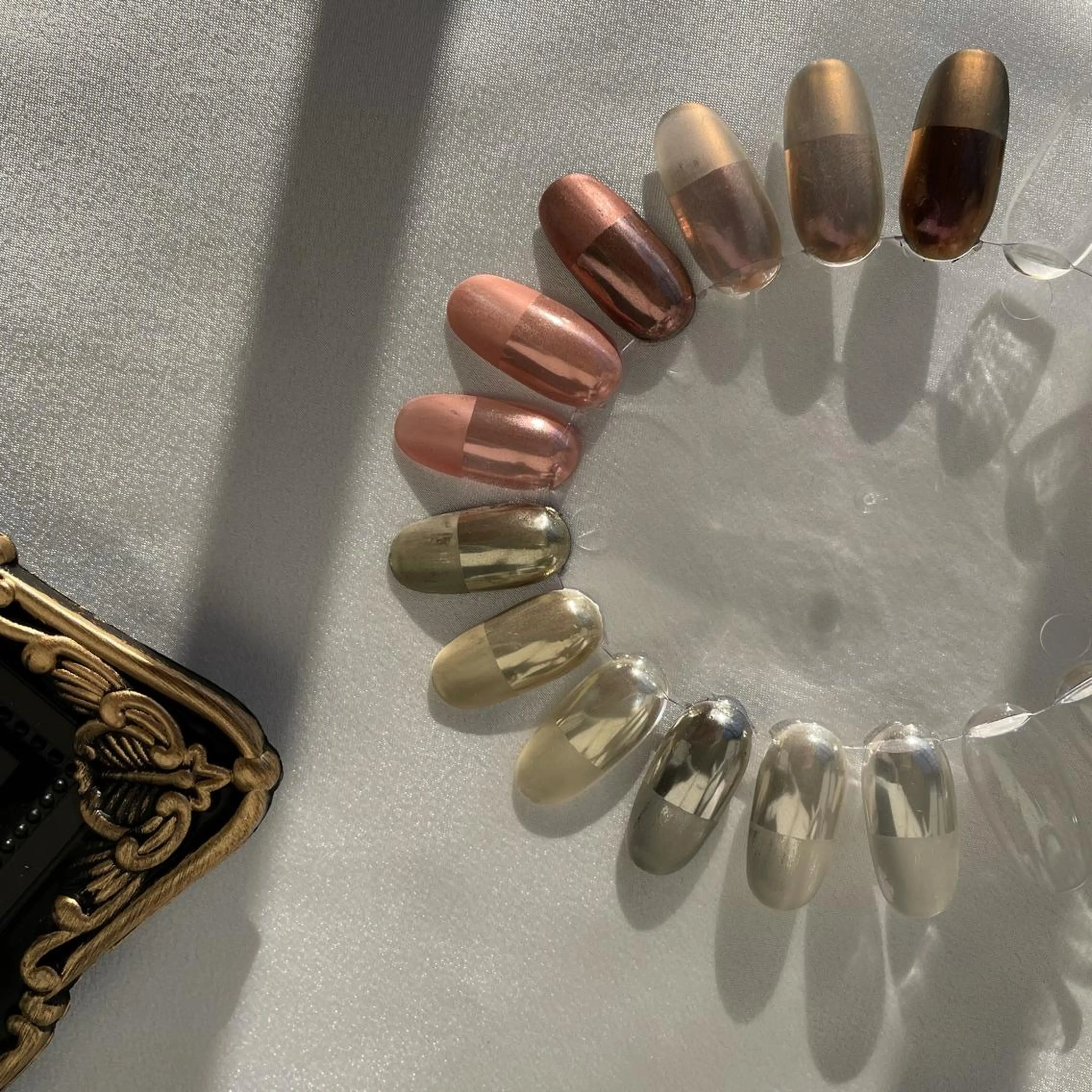 ネイル ミラーネイル MARUNAIL Misakiのネイルデザイン