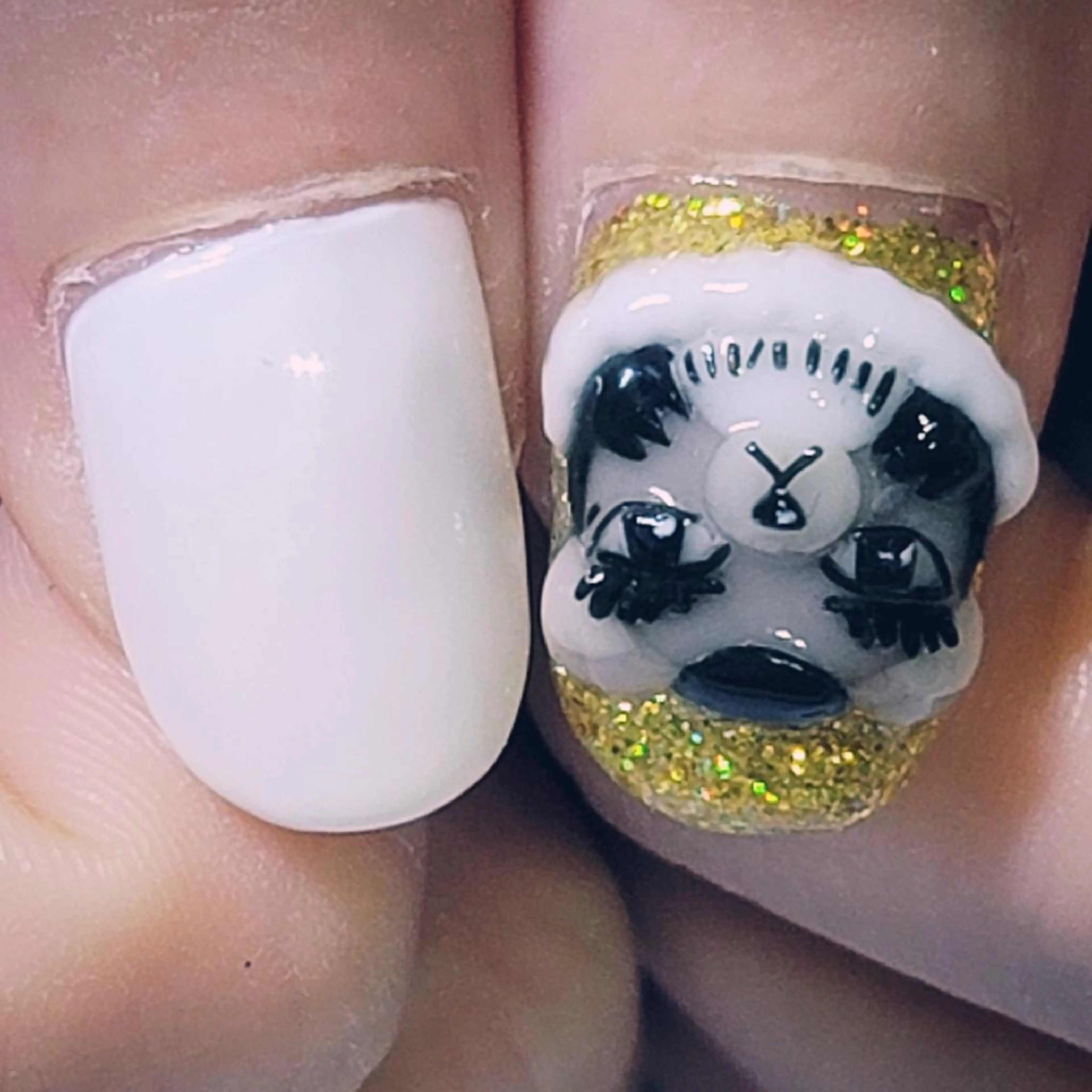 ネイル アートネイル オーロラネイル ラメ(グリッター) ワンカラーネイル 黄色 ハンドネイル よしだ ひろきのネイルデザイン