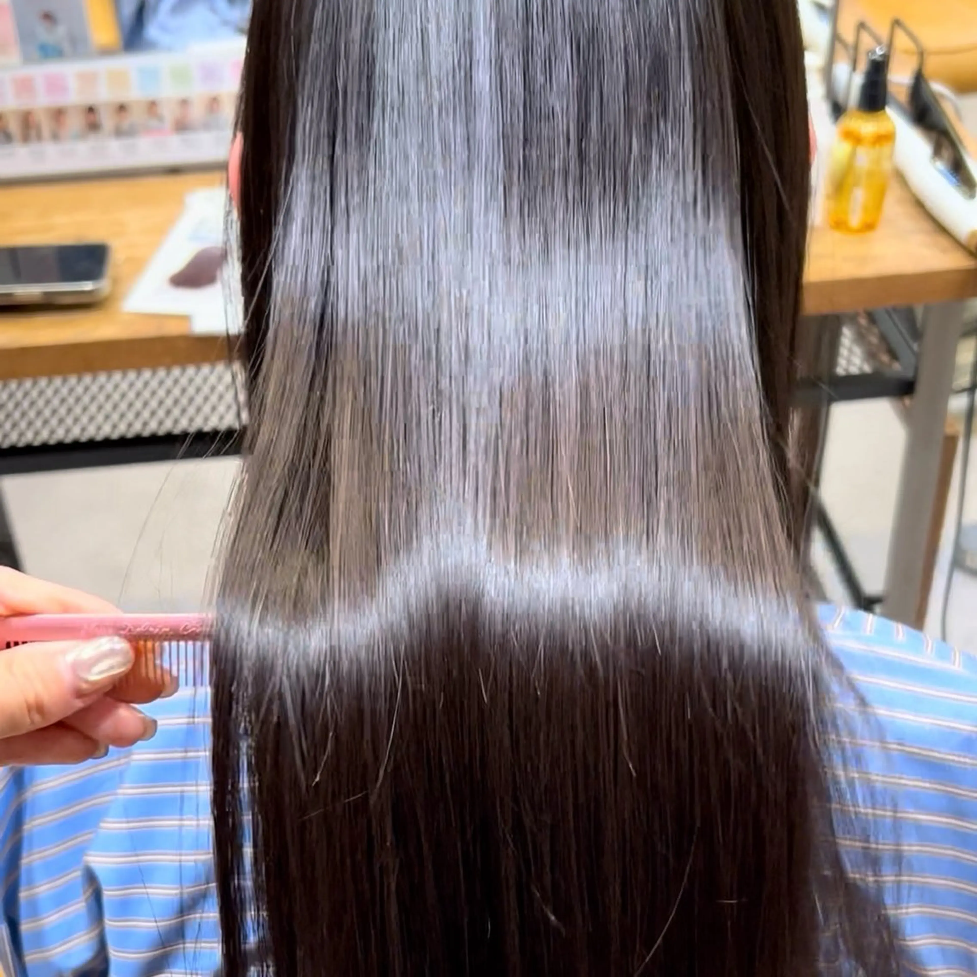 ロング みうら ありさのヘアスタイル