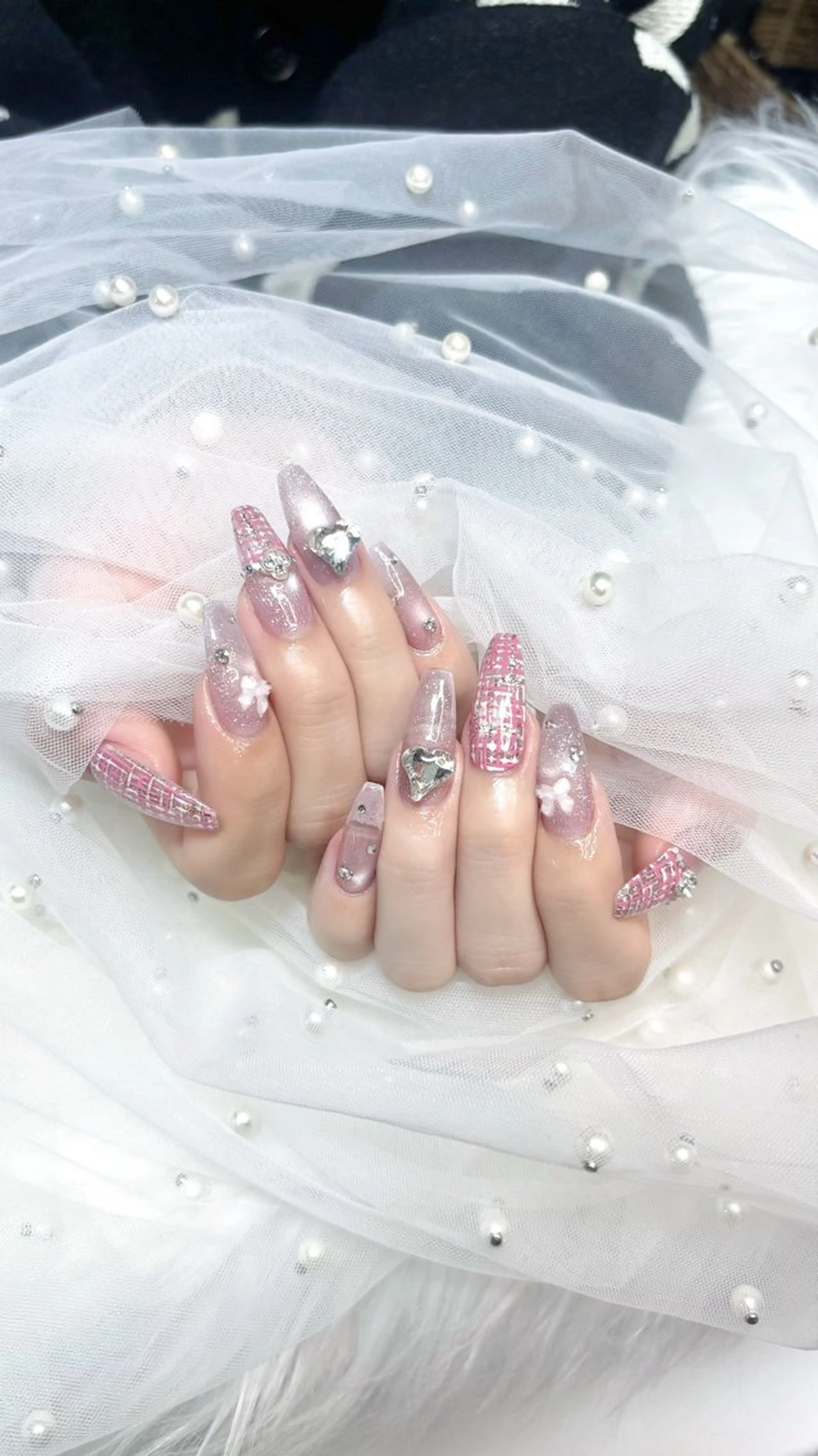 ネイル ハンドネイル ハンドケア Fam-er赤坂店所属・Fam-er Akiのネイルデザイン