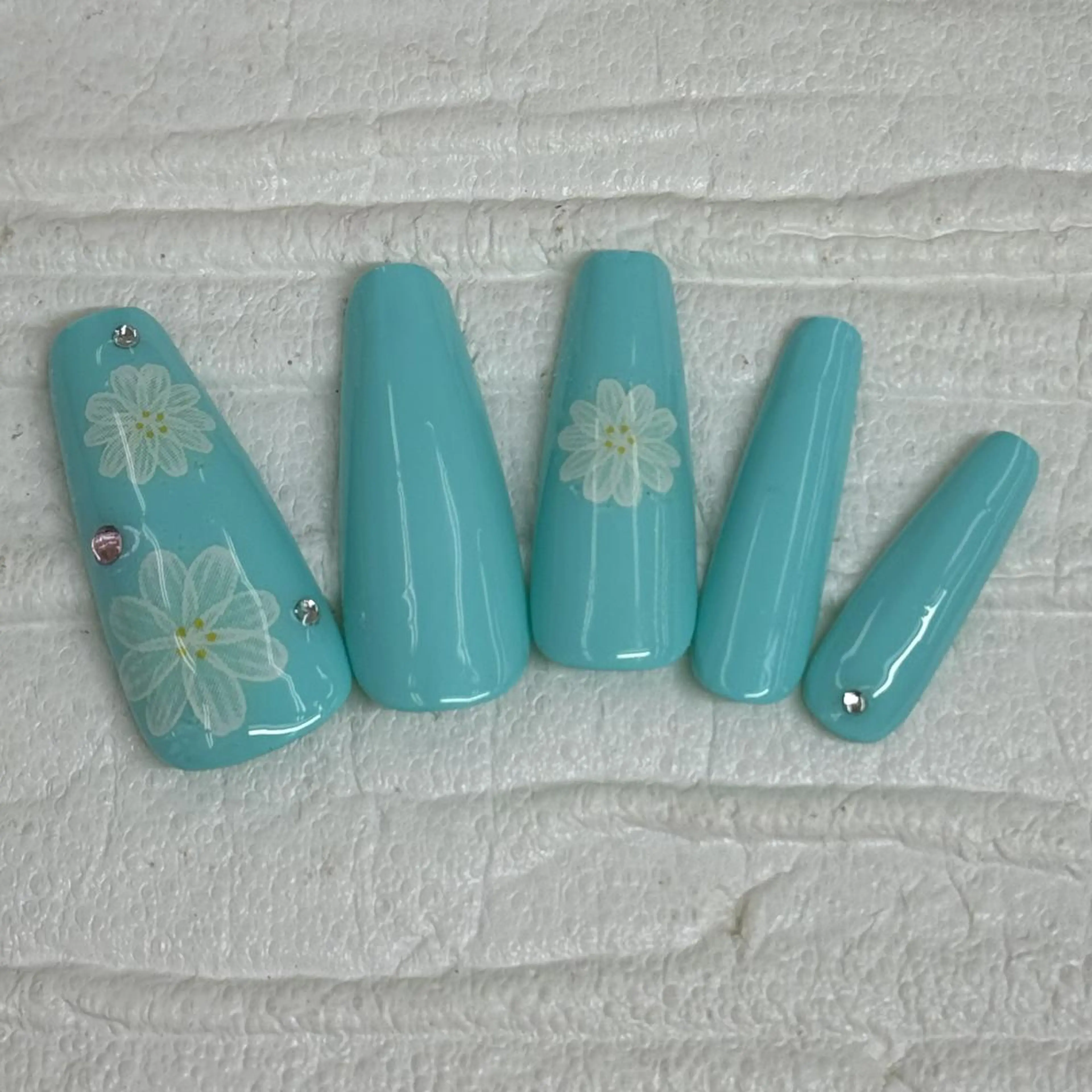 ネイル Nail salon Honey Beeのネイルデザイン