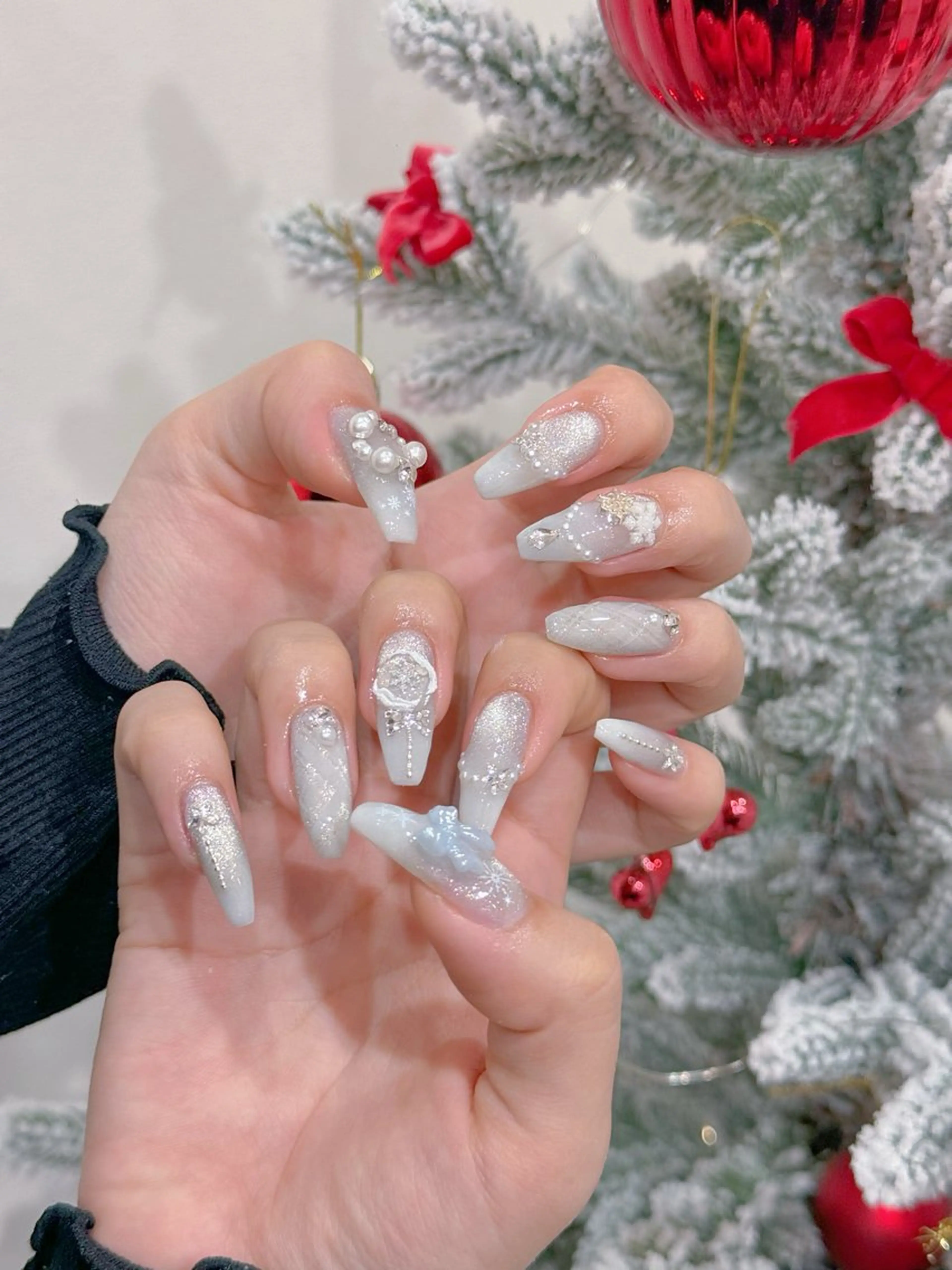 ネイル アニマル柄 ボルドー ブラウン フレンチネイル ゴールド ハンドネイル MILO 168 池袋のネイルデザイン