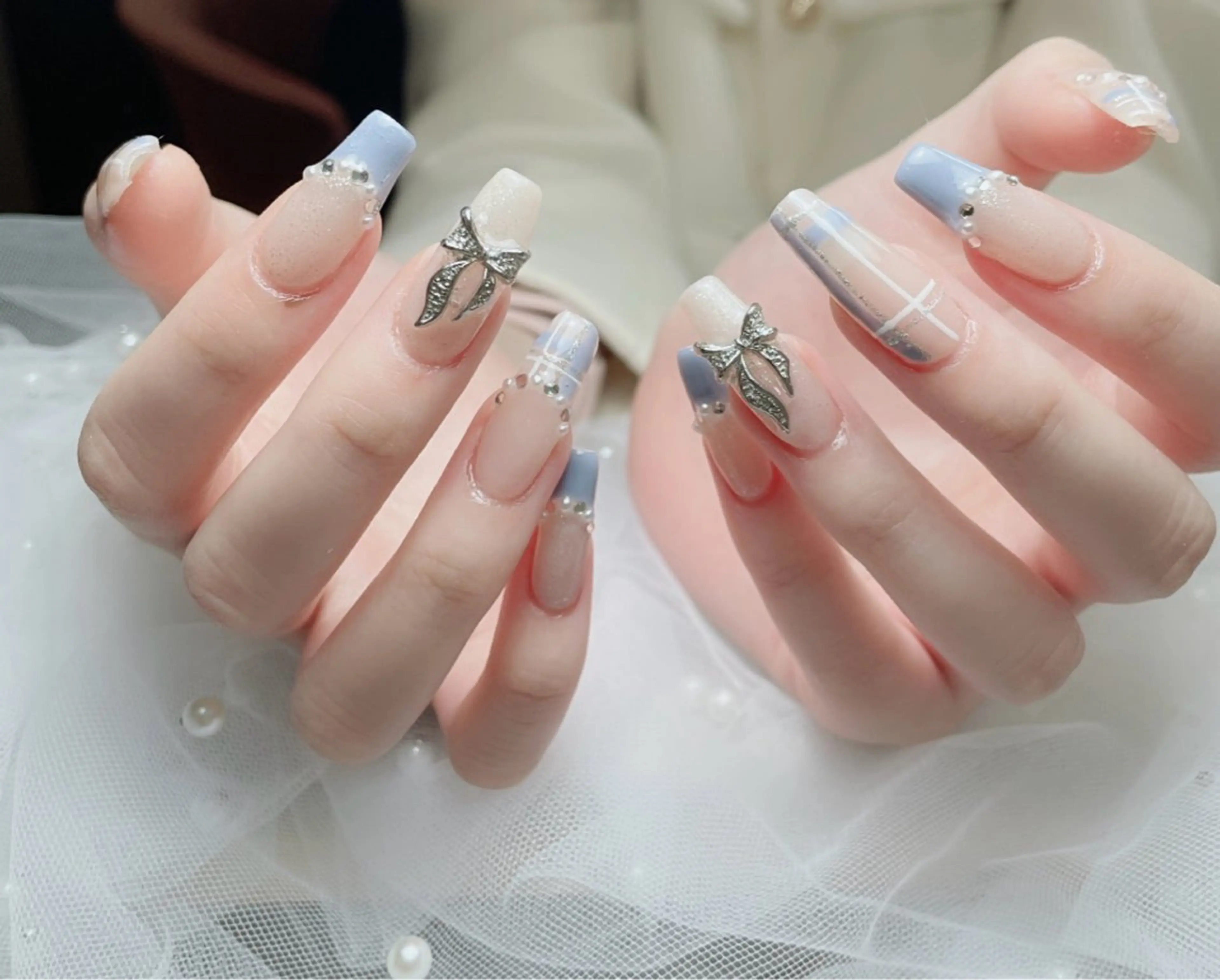 ネイル フレンチネイル ジェルネイル ハート 韓国ネイル マグネットネイル ネイルサロン lotusのネイルデザイン