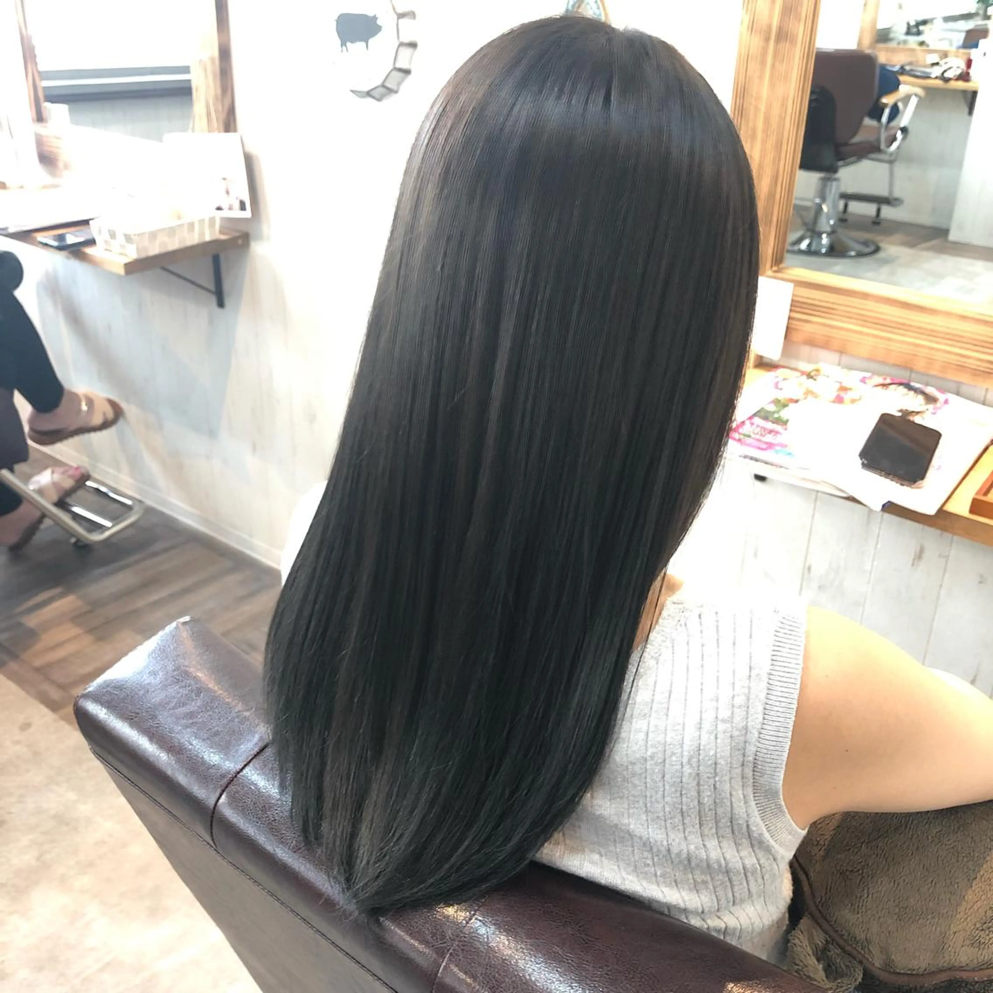 ロング カラー [店長]加地 峻のヘアスタイル
