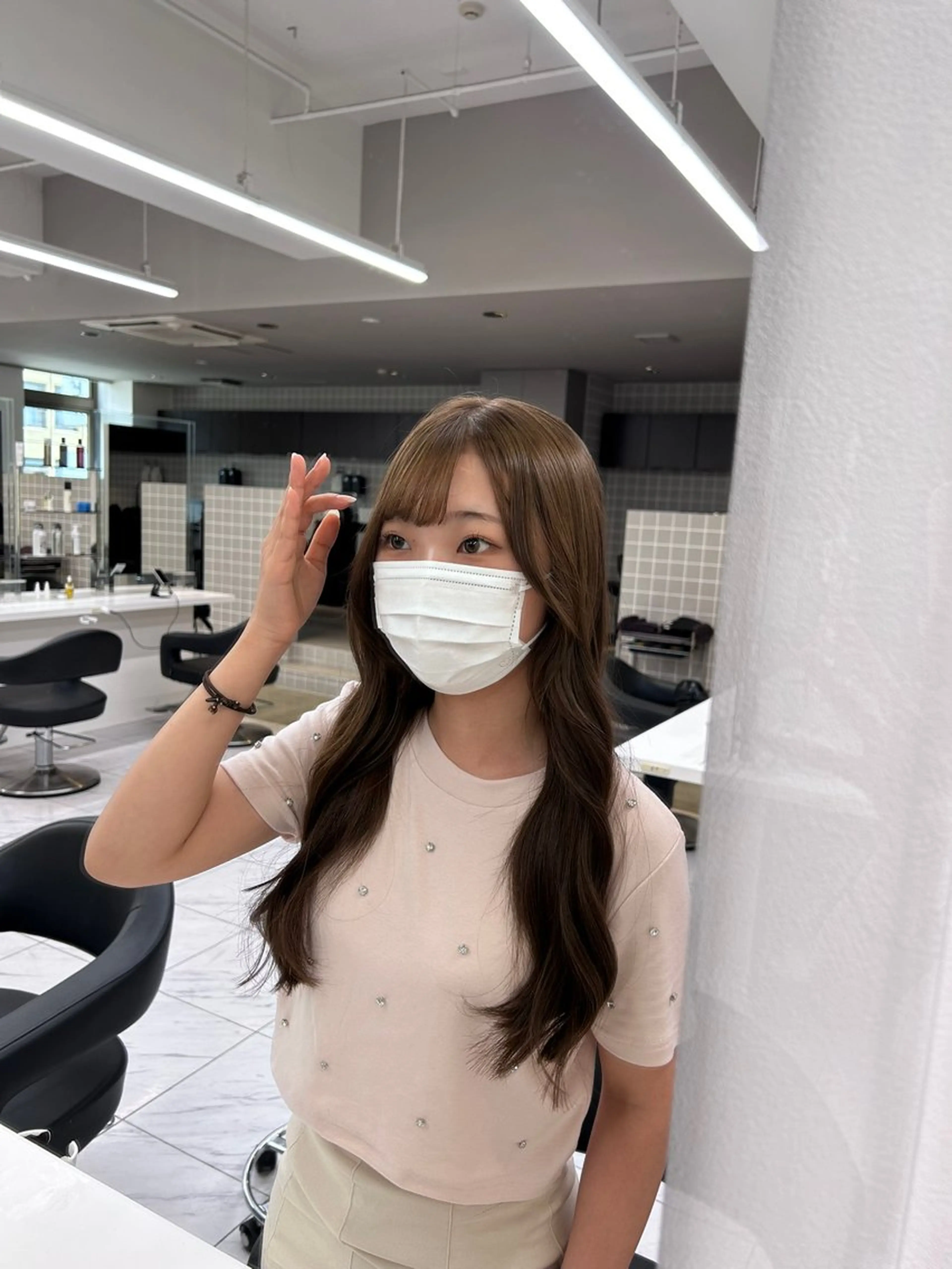 カラー ヘアカラー トリートメント 透明感ベージュ🤎 ナチュラルレイヤーのヘアスタイル