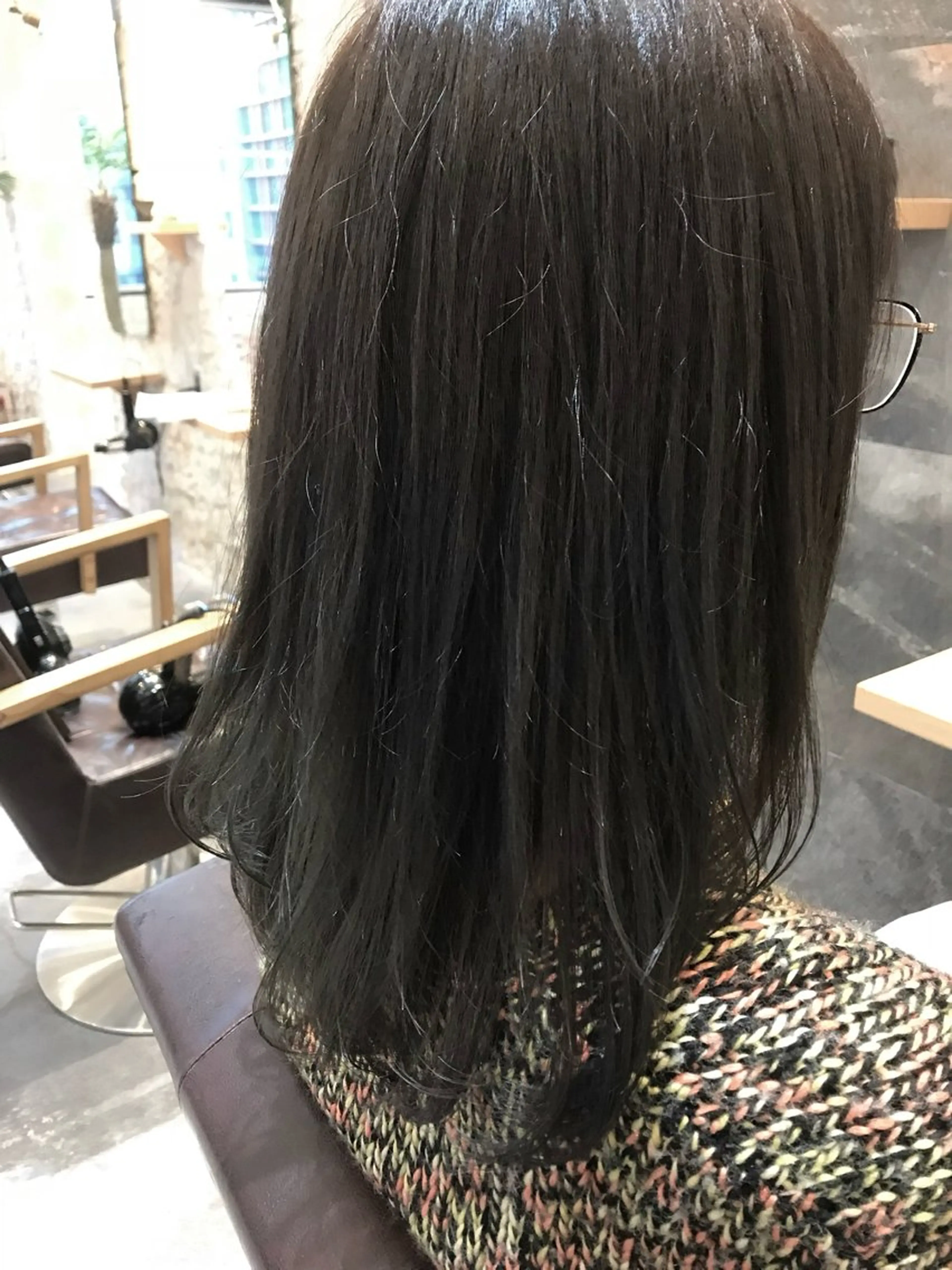 ミディアム カラー 塚本 昂のヘアスタイル