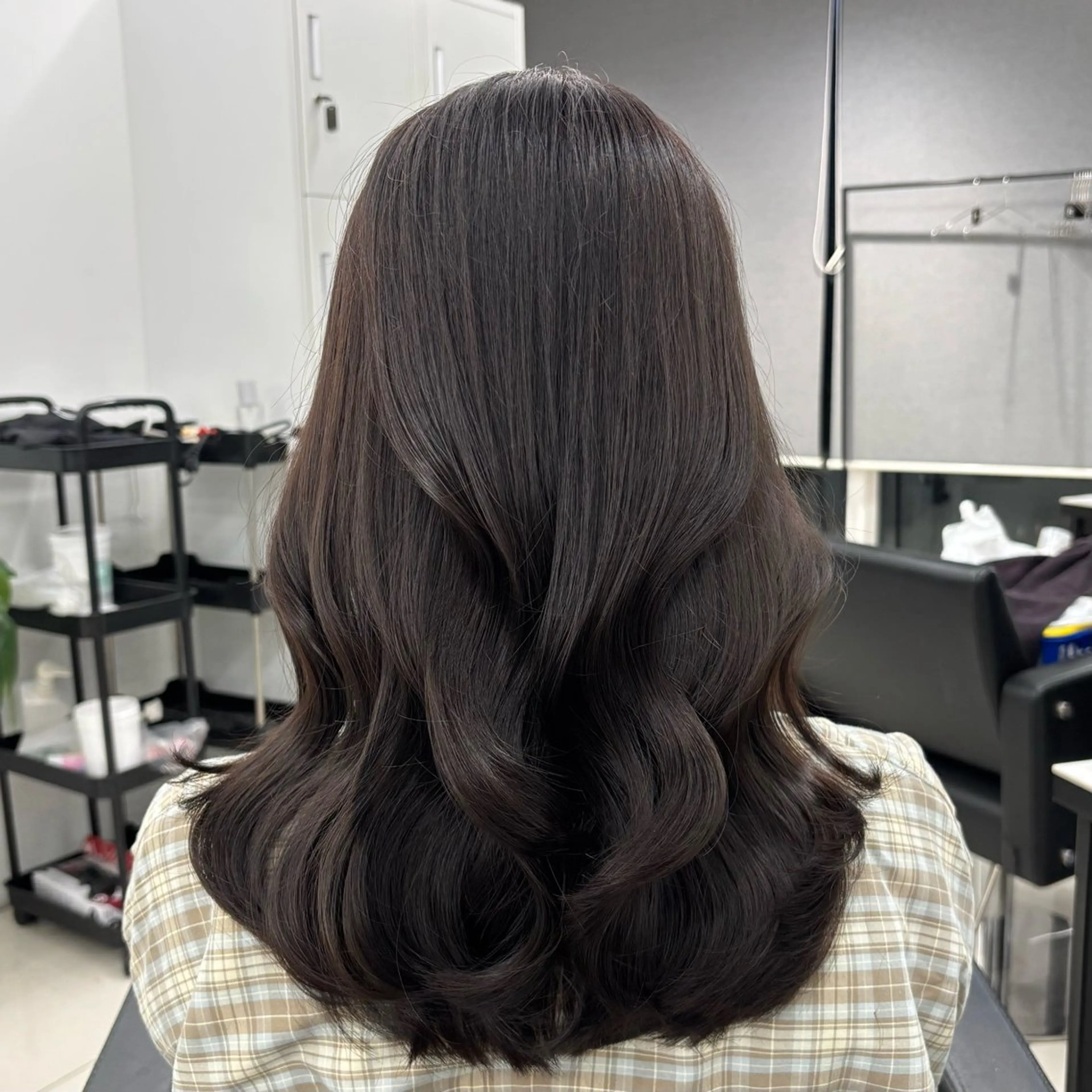 セミロング カラー ️髪質改善カラー /美髪矯正🎀こゆきのヘアスタイル