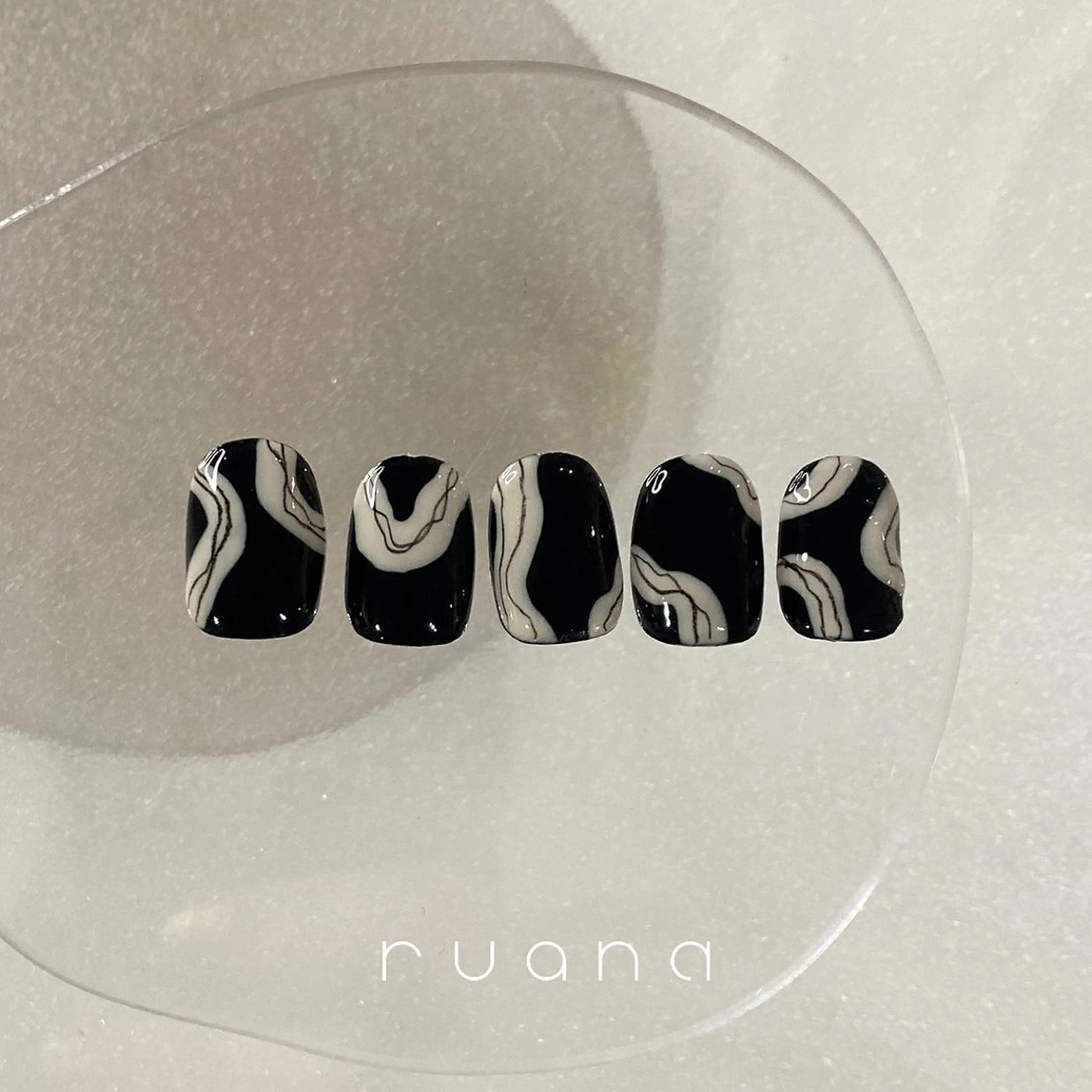 ネイル 藤元 日々和のネイルデザイン