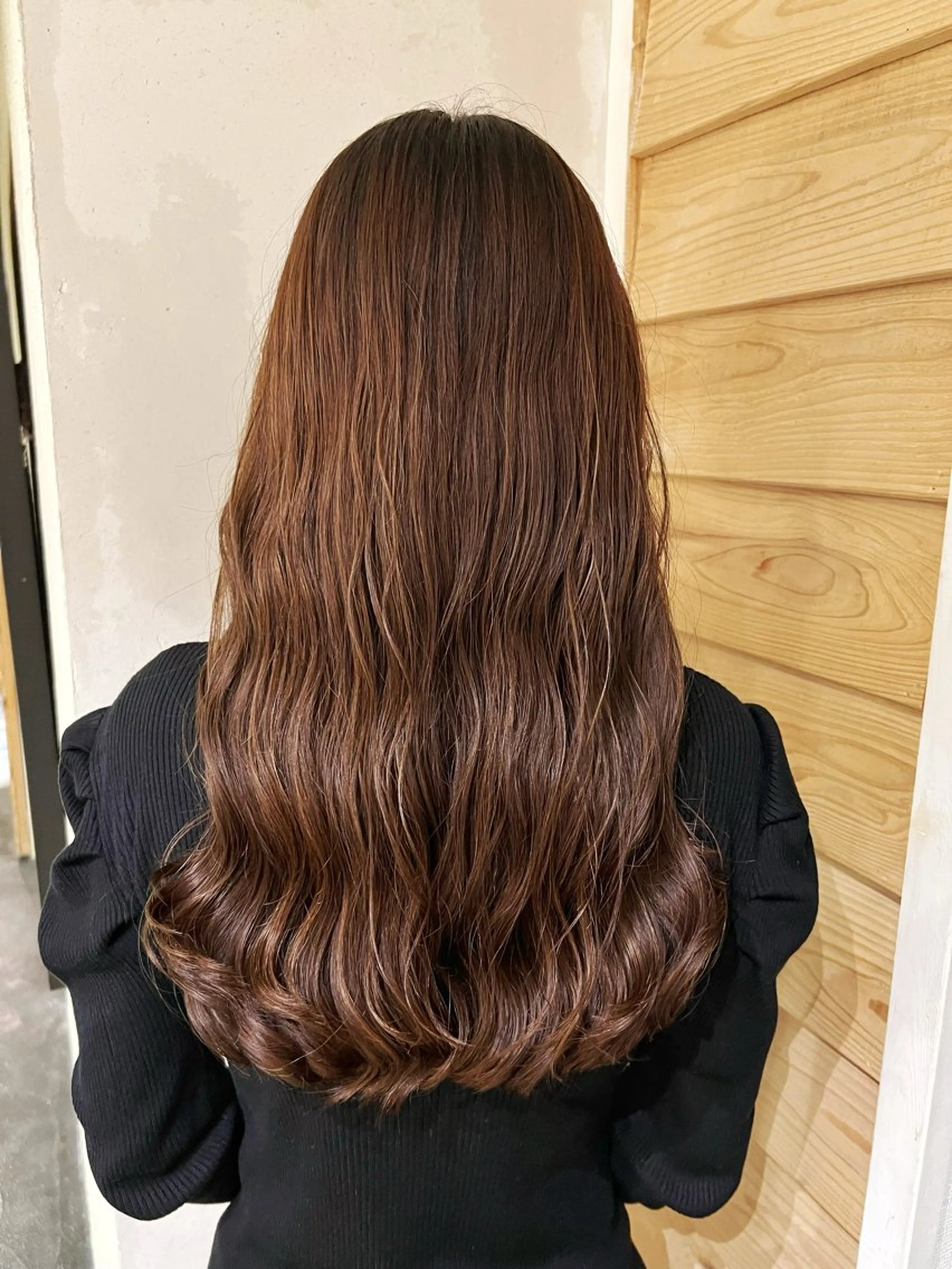 ロング 縮毛矯正 カット パーマ トリートメント コテ巻き風パーマ サトウタケル 表参道のヘアスタイル