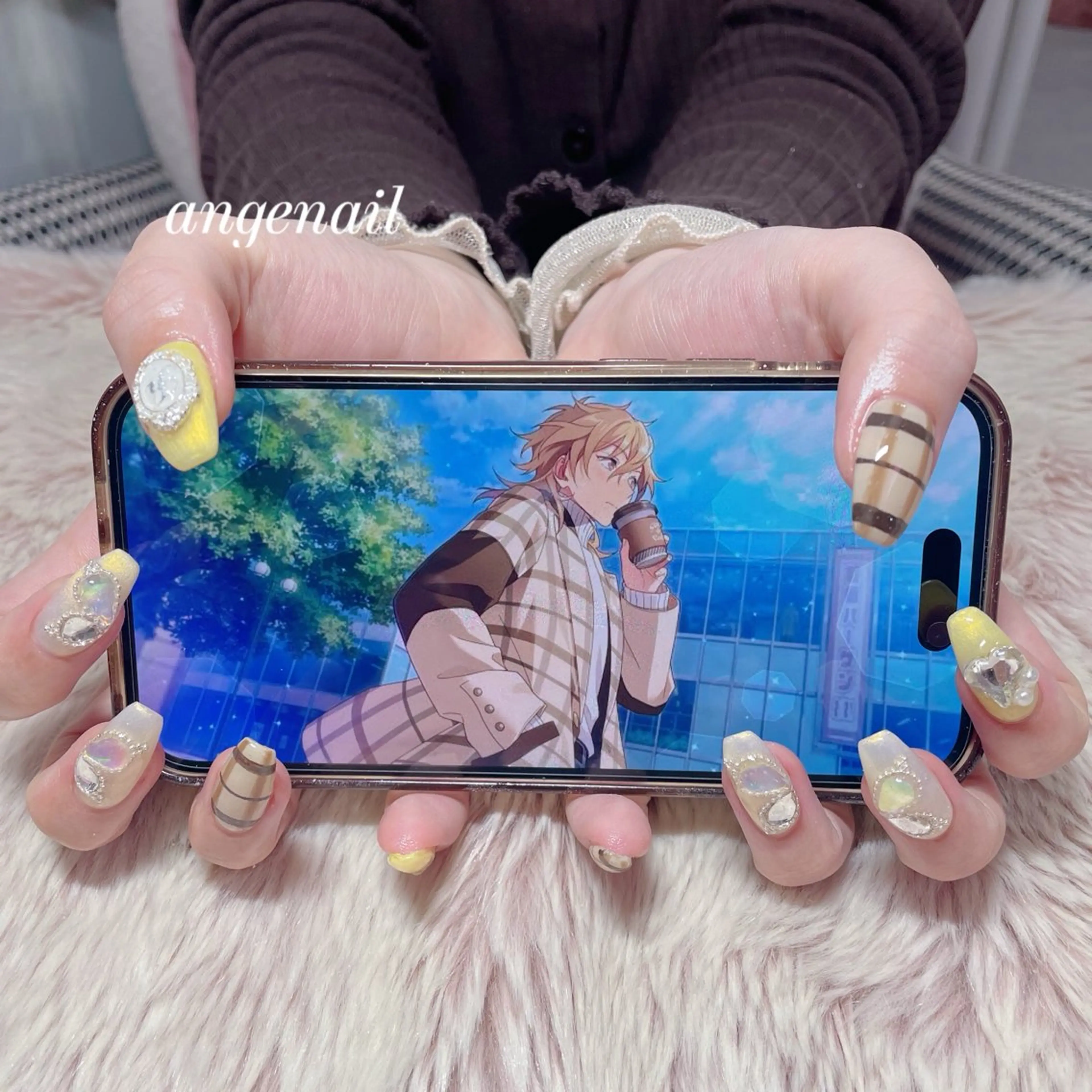 ネイル ハンドネイル オーナーネイリスト MAKIのネイルデザイン