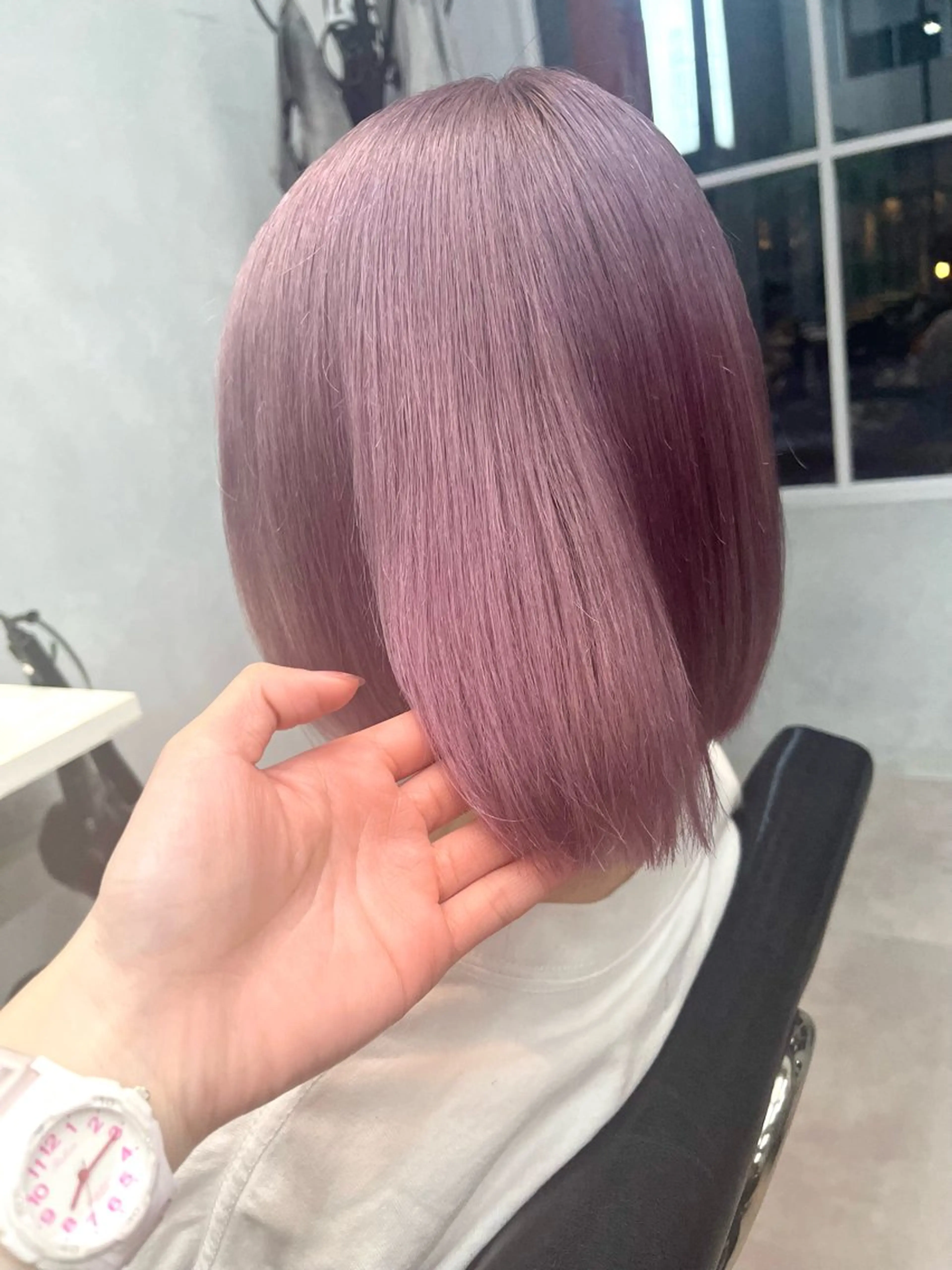ショート カラー ベージュカラー ブリーチ ピンクカラー ピンクベージュ カット ヘアカラー 🎀♥️推しカラー tomoka💜🍭のヘアスタイル