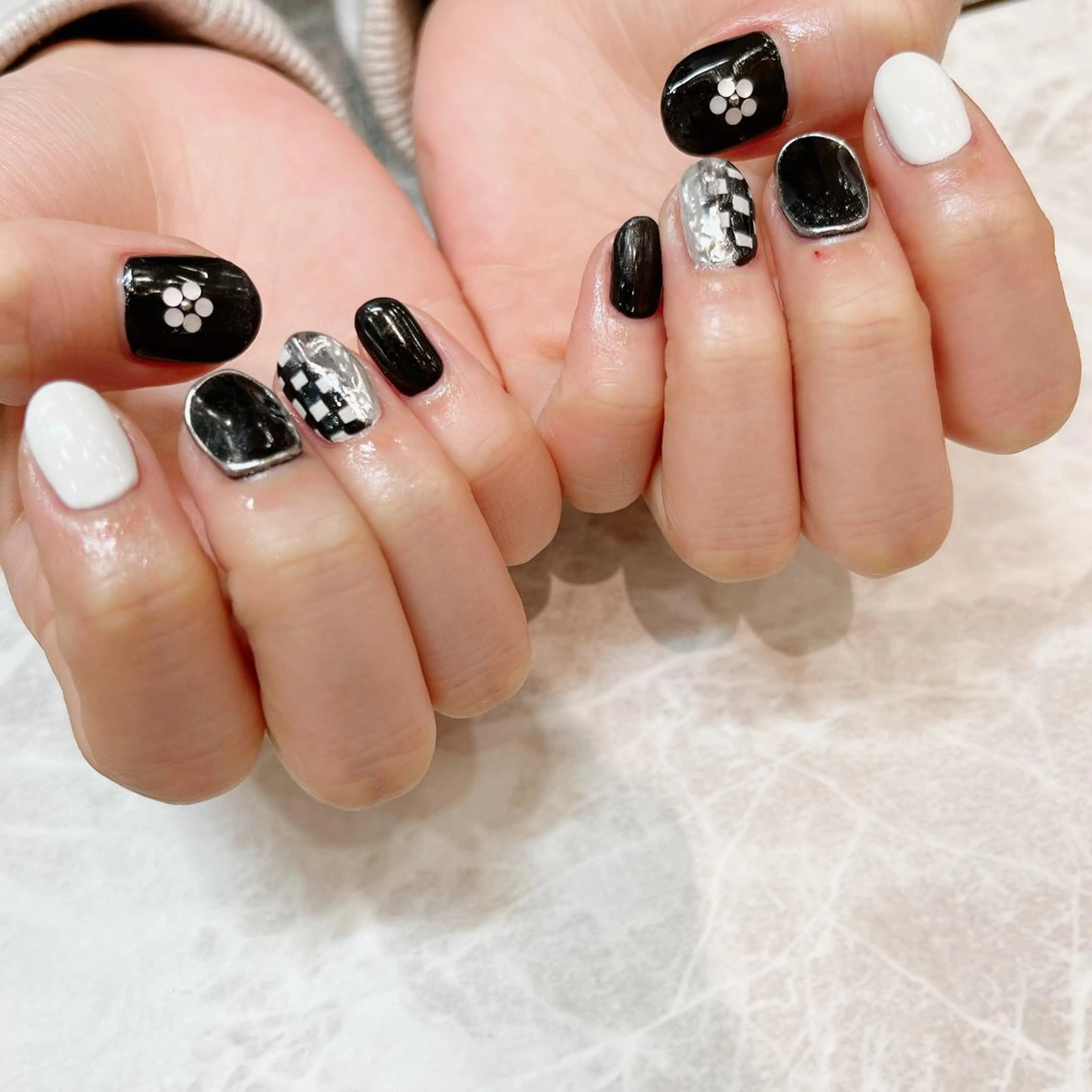 ネイル 関谷 真登佳のネイルデザイン