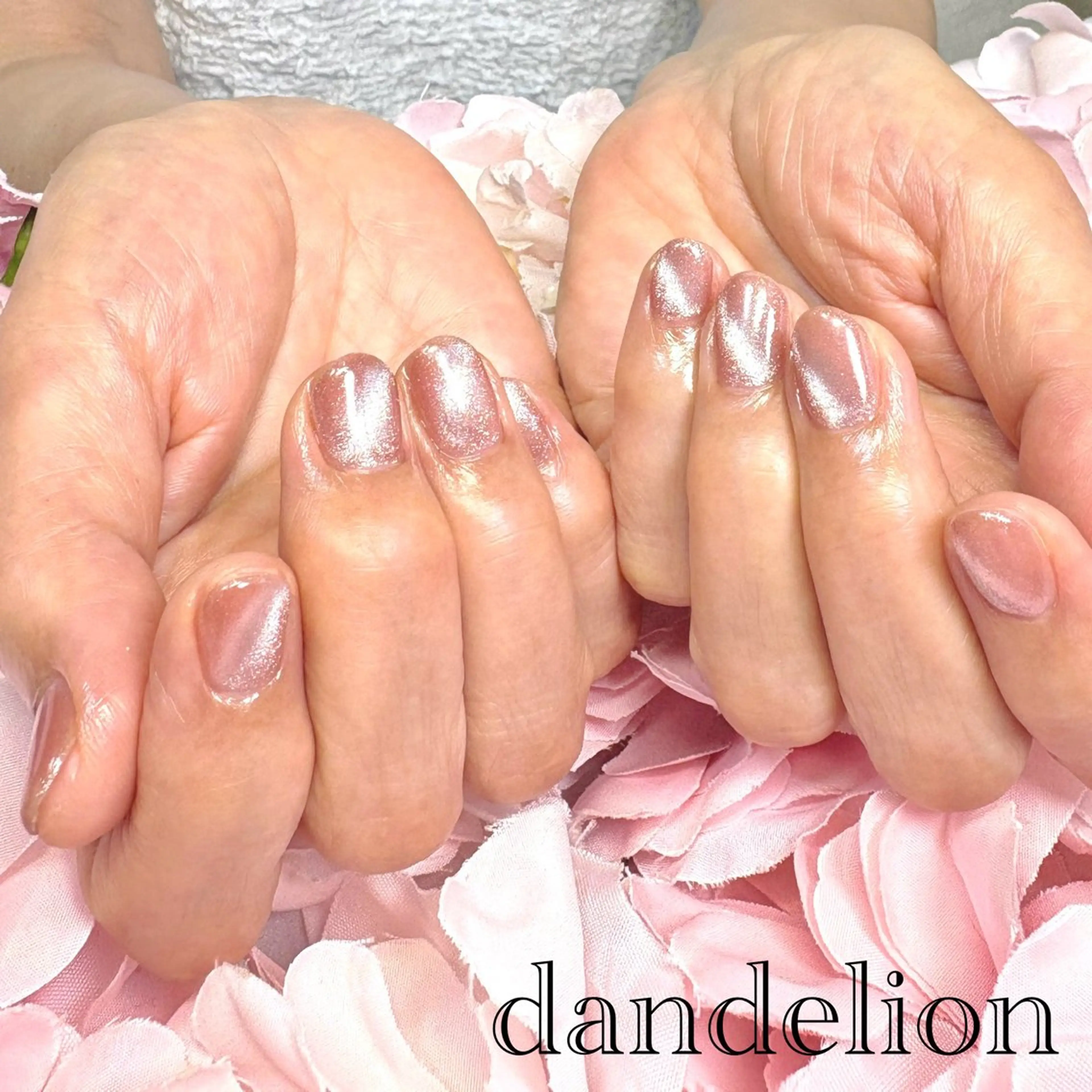 ネイル ハンドネイル ハンドケア dandelion ダンデライオンのネイルデザイン