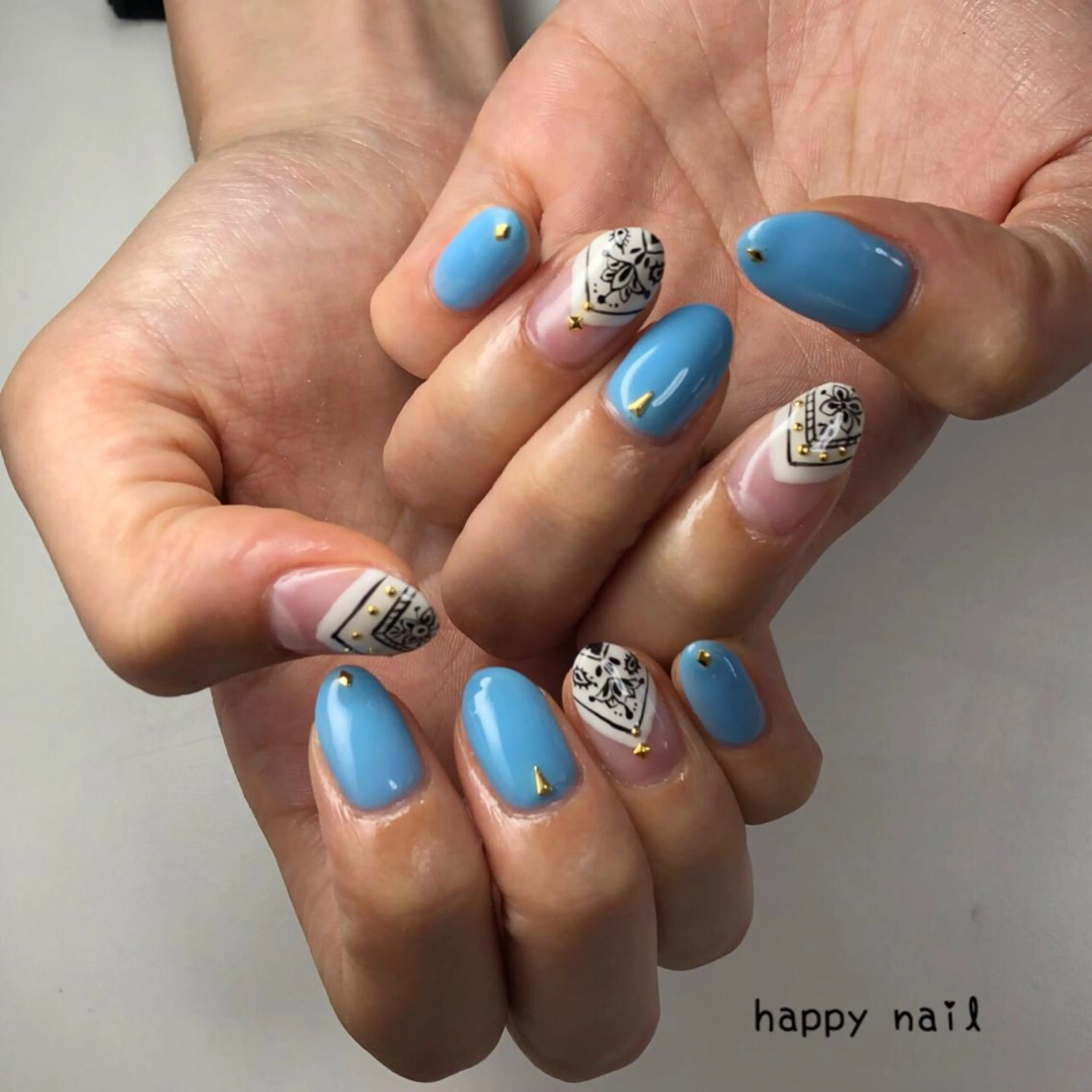 ネイル アートネイル ハンドネイル 心と体が整う腸活 サロン ラクシュミーのエステ・リラクイメージ