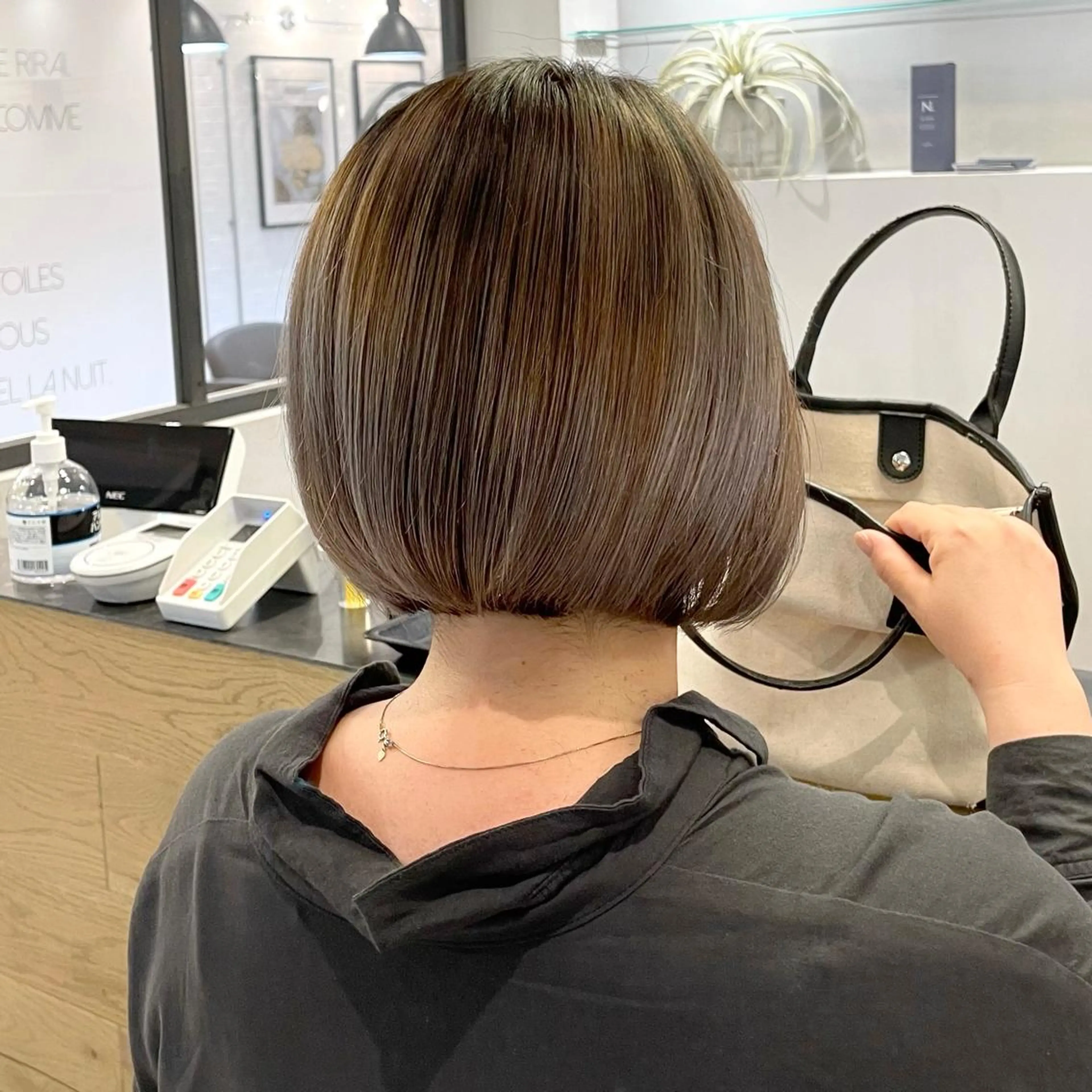 ショート カラー バレイヤージュ デザインカラー ハイライトカラー 外国人風カラー ハイライト アンドウ ユウ/ レイヤーカット/韓国のヘアスタイル