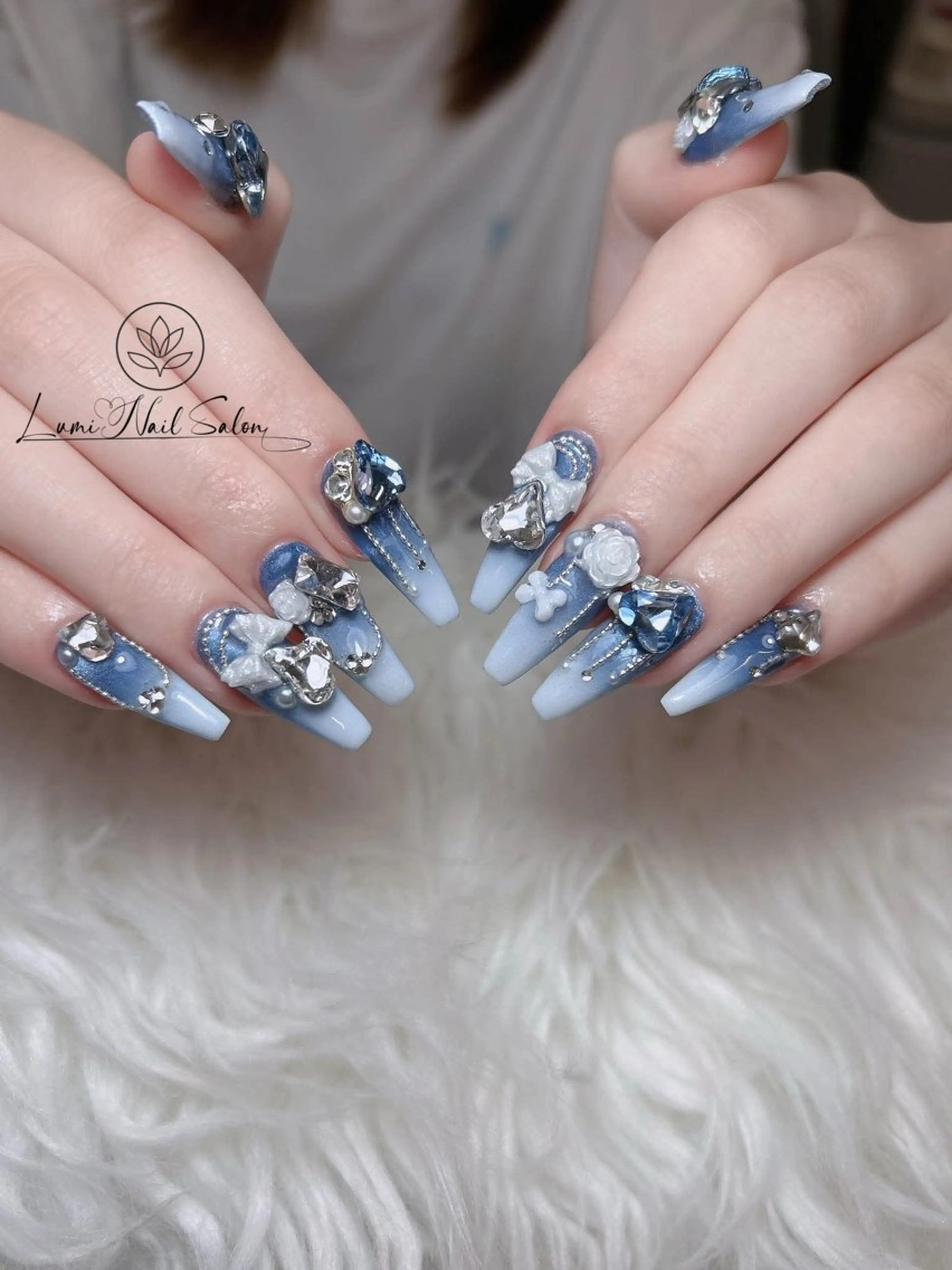 ネイル オーロラネイル チークネイル 長さ出し フレンチネイル 韓国ネイル ハンドネイル Lumi Shinokuboのネイルデザイン