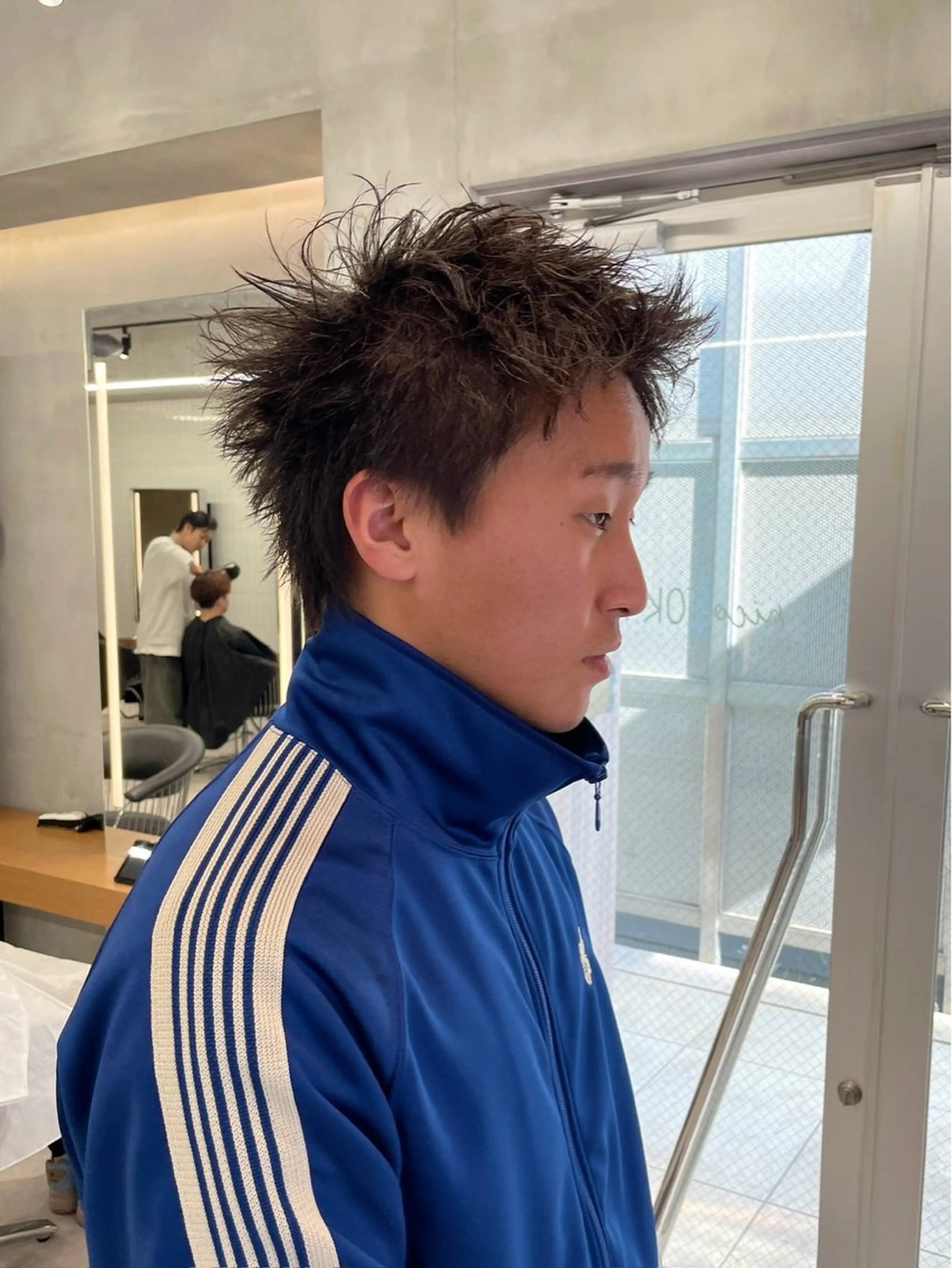 パーマ メンズ 豊崎 佑輔のヘアスタイル
