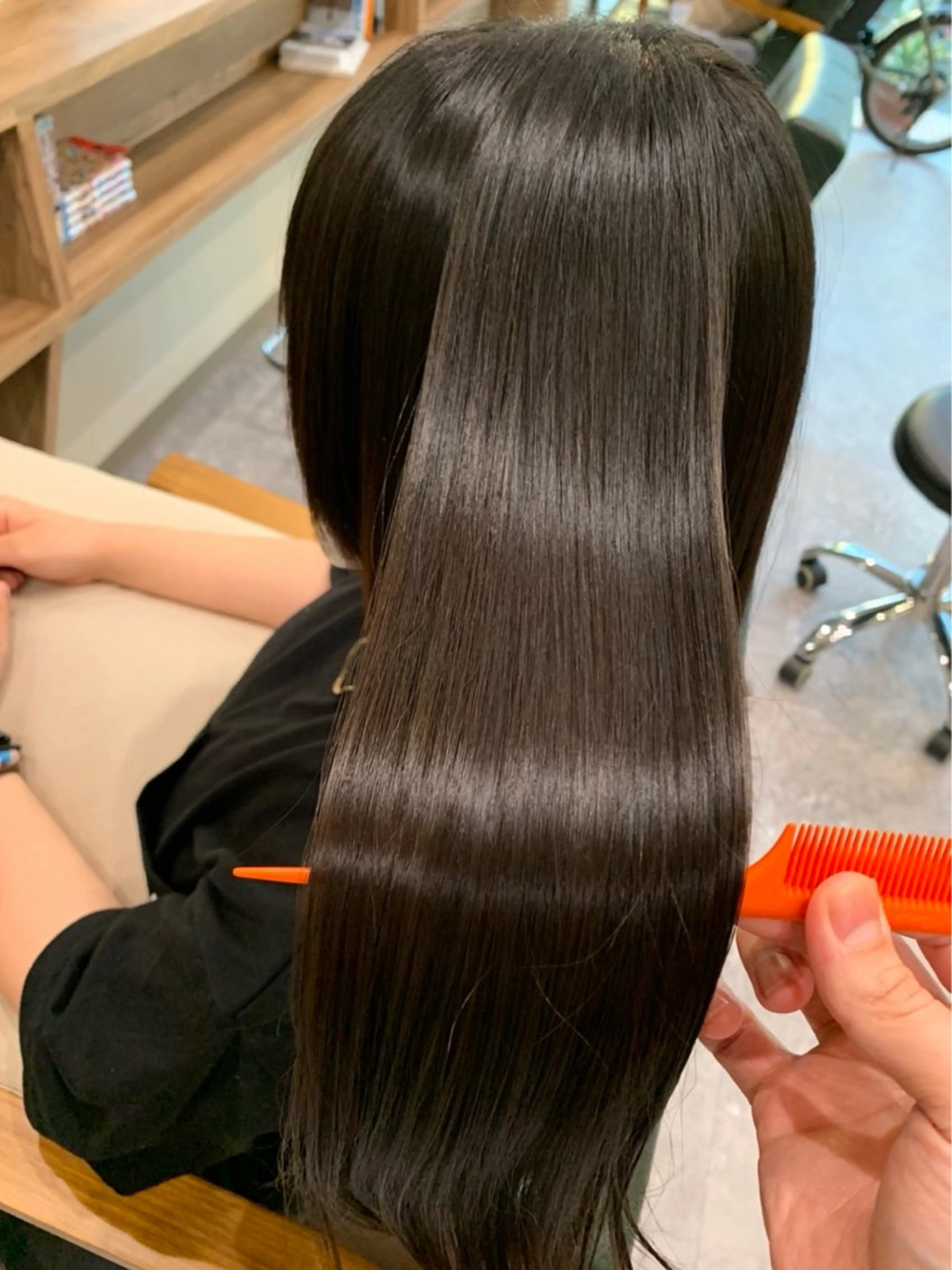 ロング ブリーチ/ストレート ダブルカラーtetoのヘアスタイル