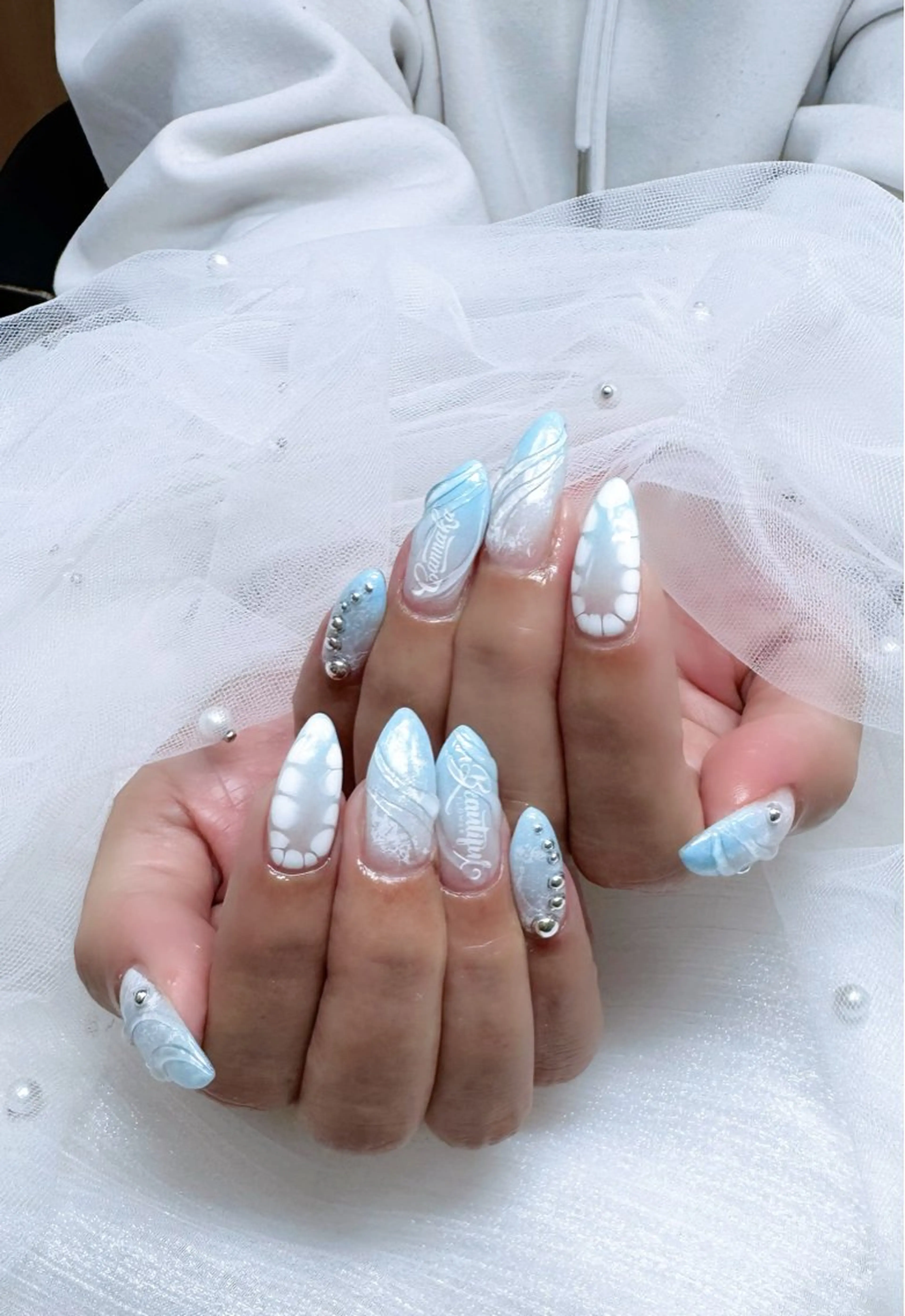 ネイル ハンドネイル 高島 夏海のネイルデザイン