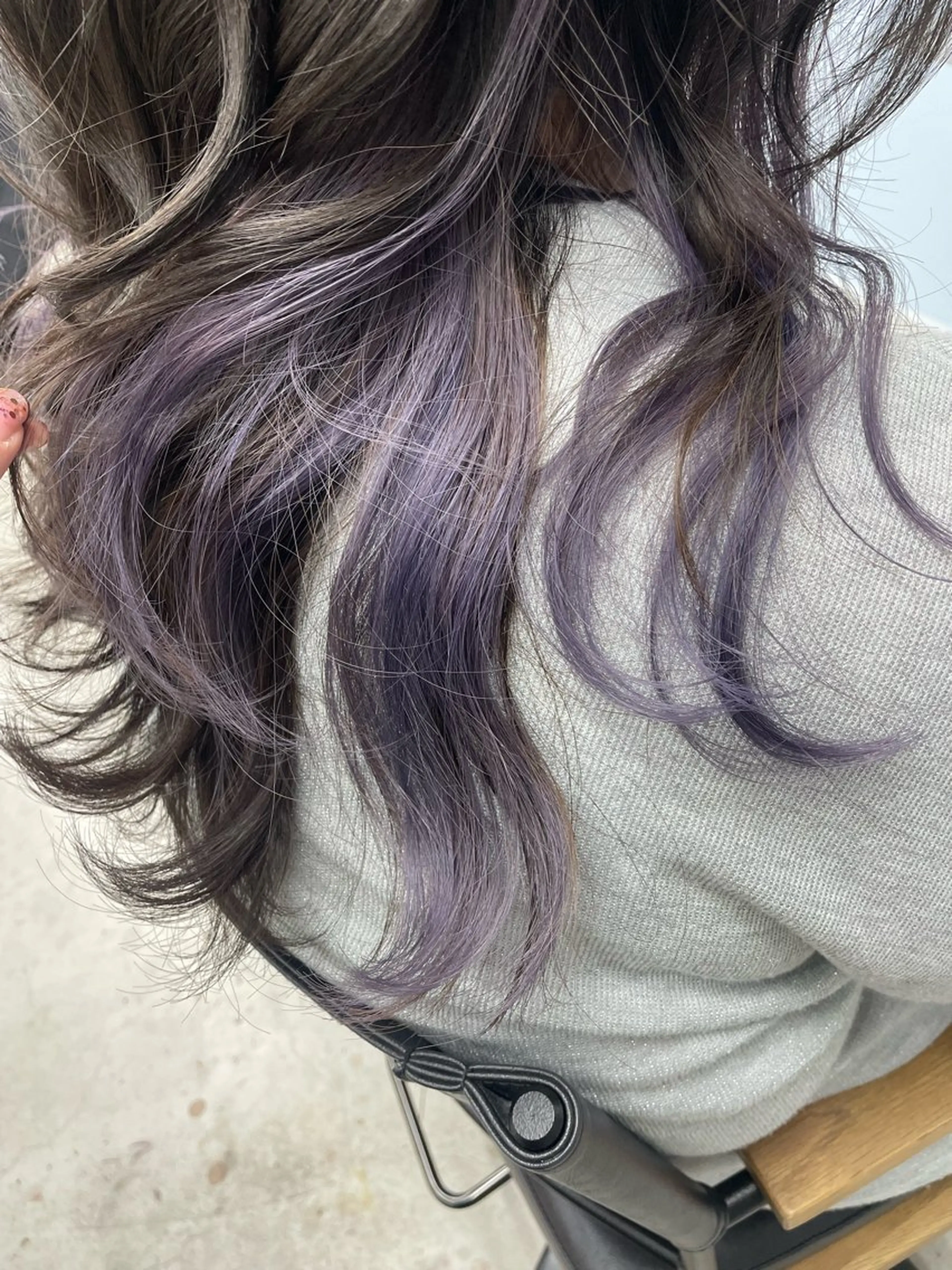 ロング カラー ラベンダーカラー くせ毛 錦 茉李 @lm.mari03のヘアスタイル