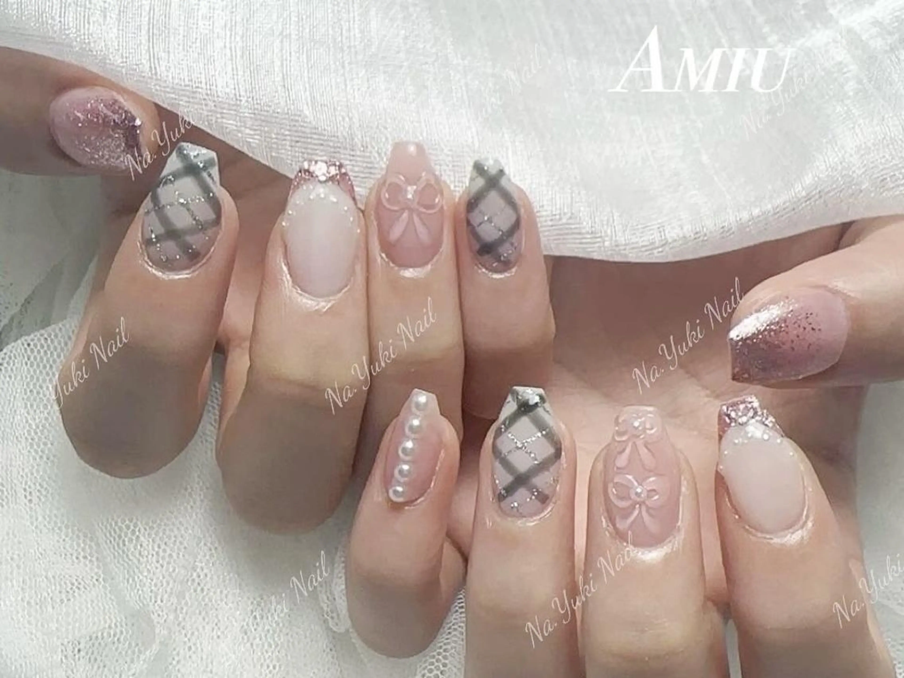 ネイル Queenie 🦋のネイルデザイン