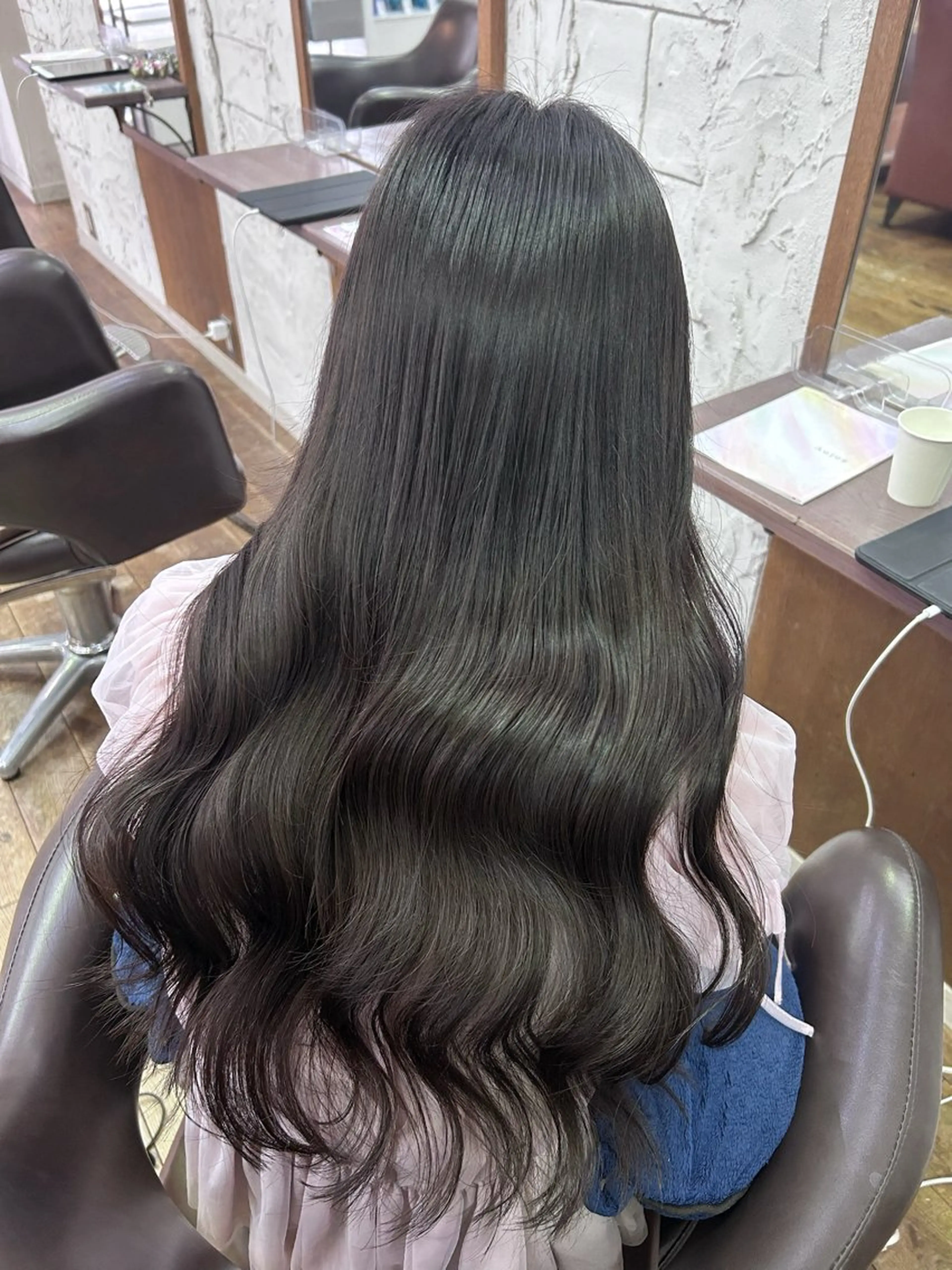 ロング カット ヘアカラー トリートメント ハイトーン×艶カラー 🤍MIZUKIのヘアスタイル
