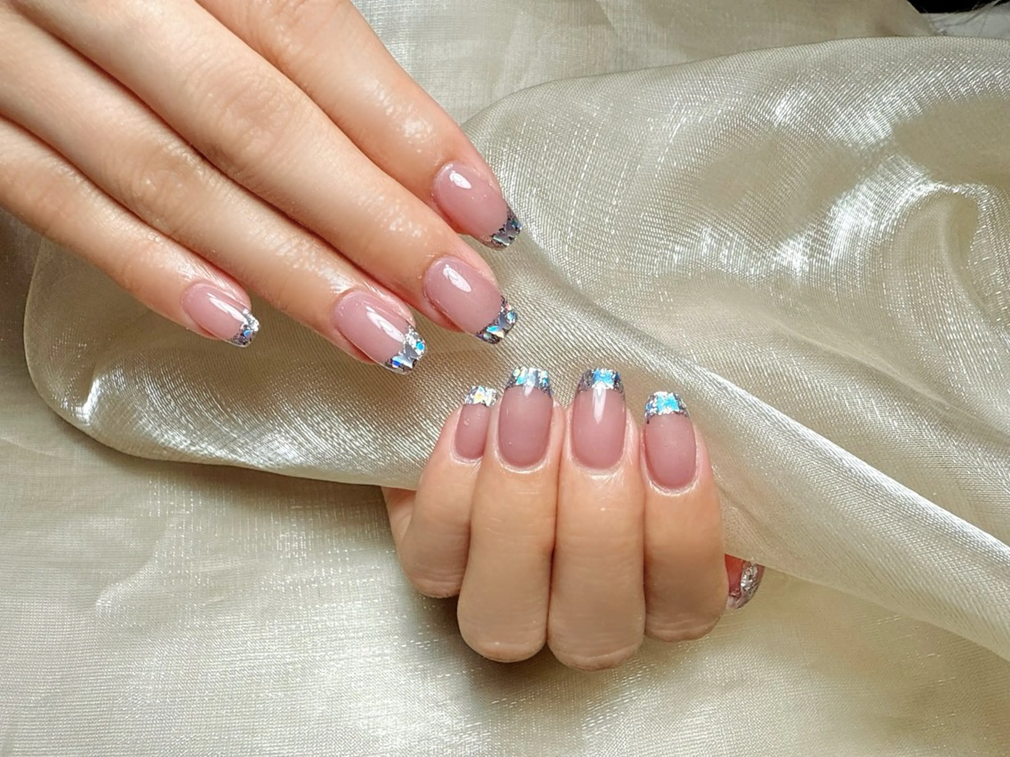 ネイル フレンチネイル ガラスフレンチ ハンドネイル ハンドケア L. Nailのネイルデザイン