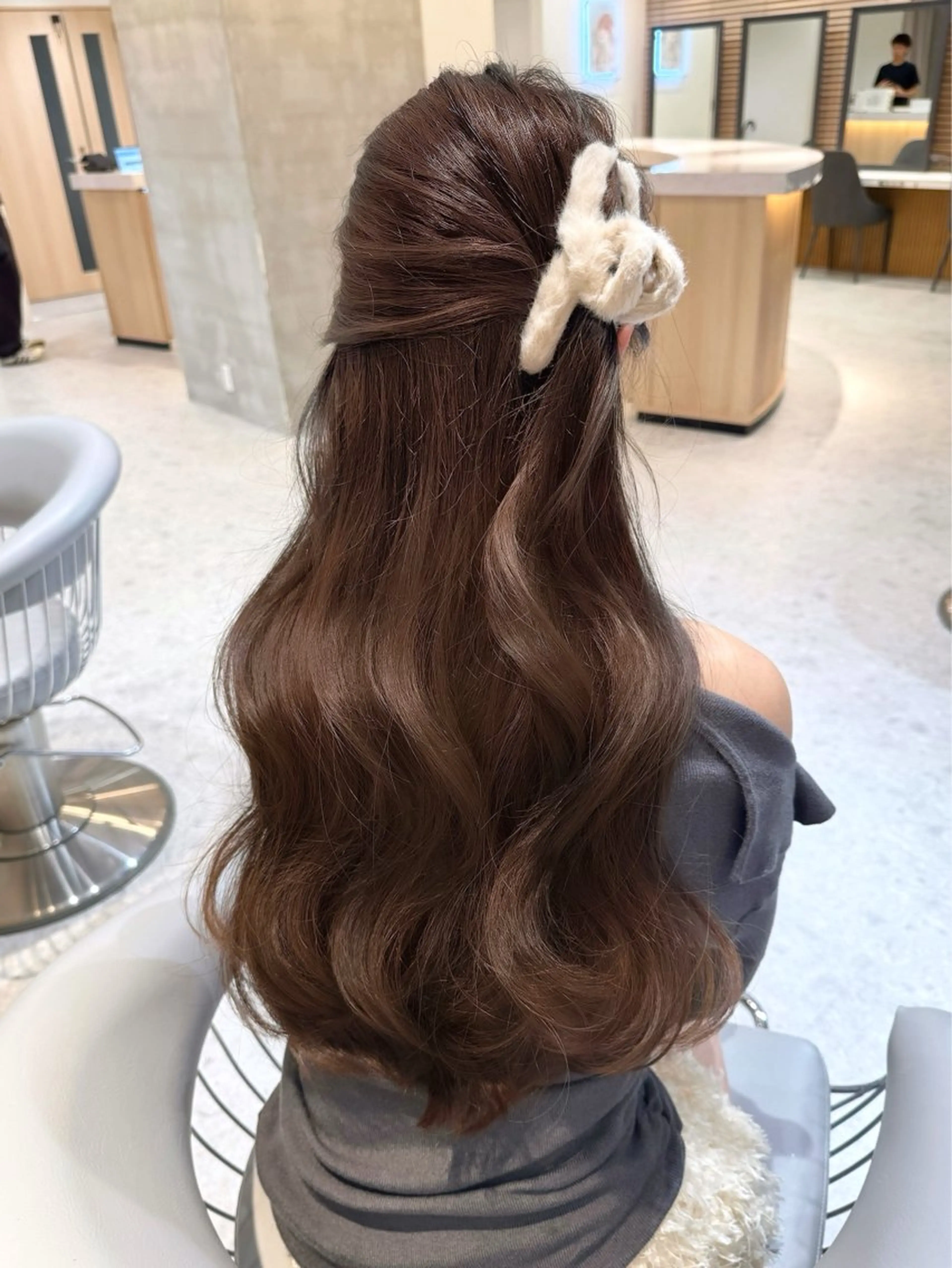 ロング カラー ヘアアレンジ カット ヘアカラー トリートメント ヘアセット はるか/ヘアアレンジ カチモリ・ゆるふわのヘアスタイル