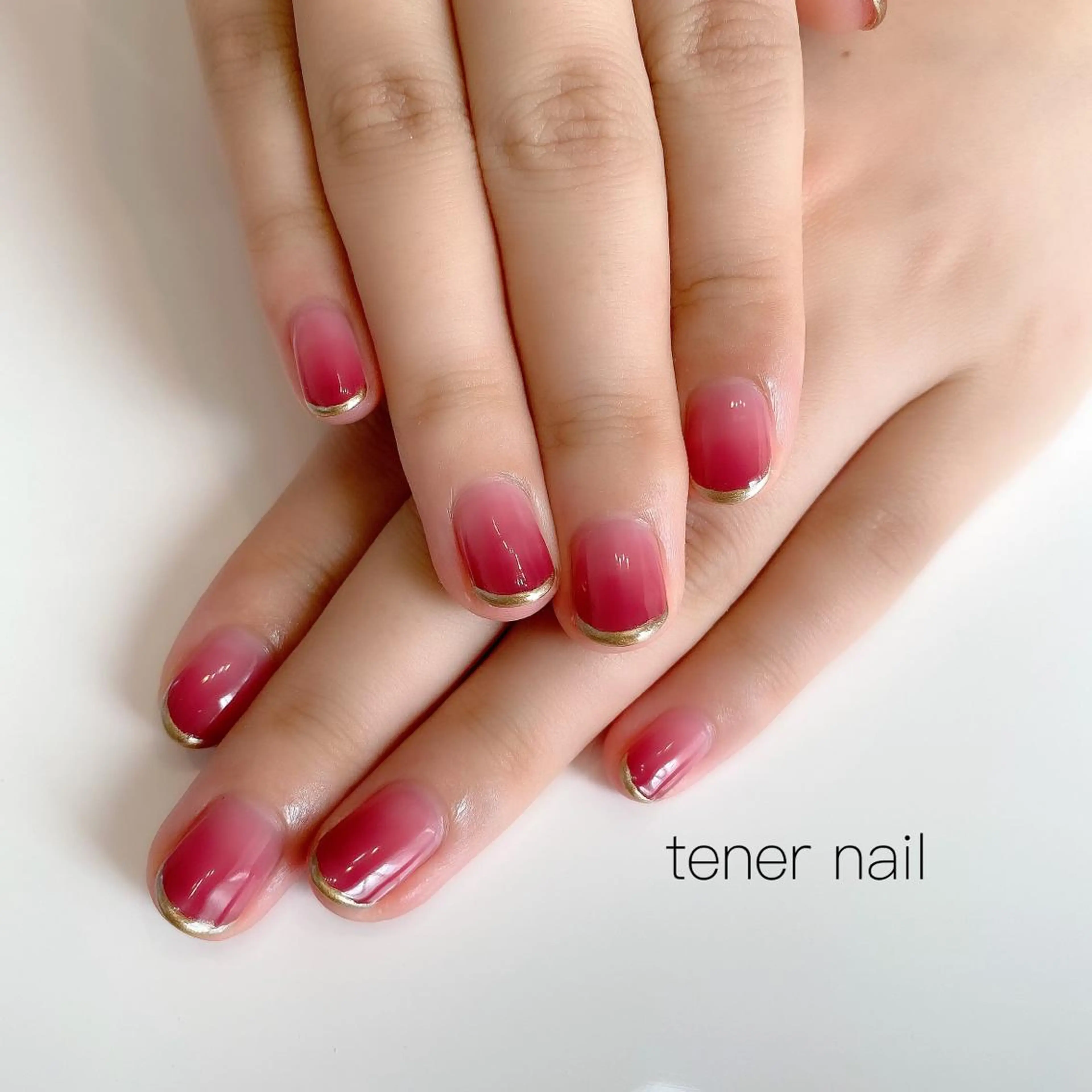 ネイル フレンチネイル ゴールド 赤色 テネルネイル tener nailのネイルデザイン
