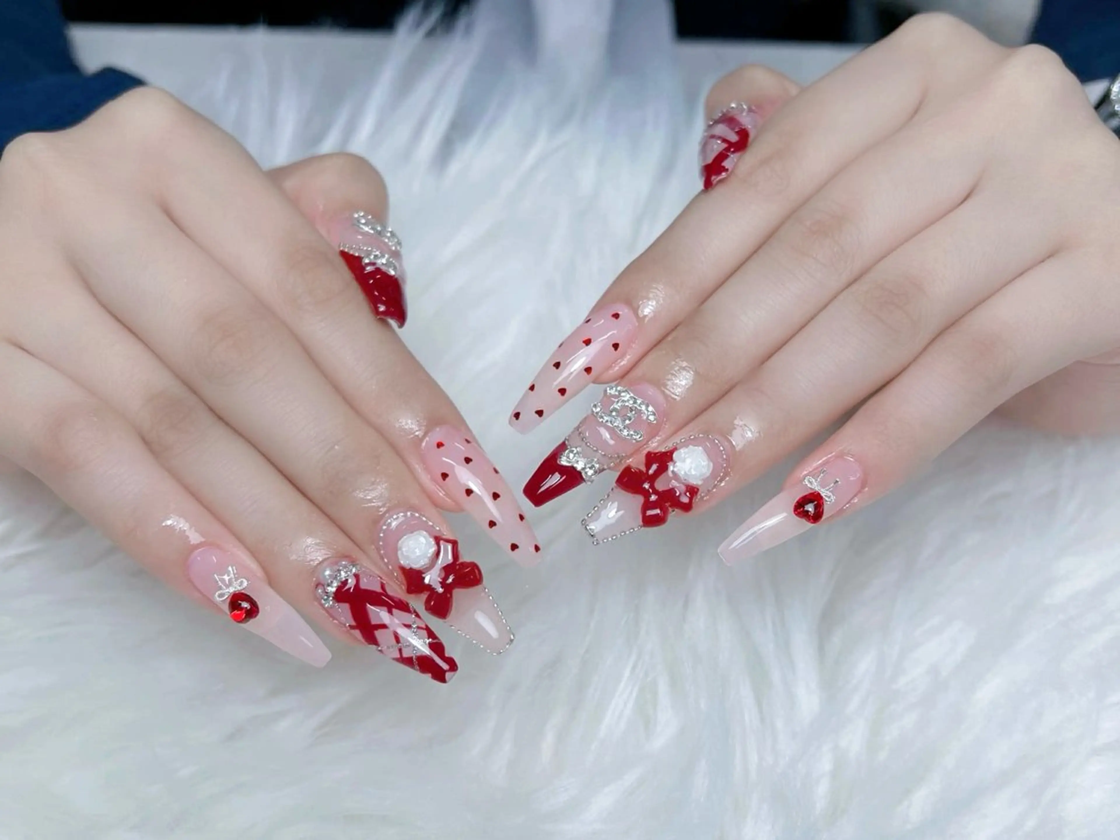 ネイル アートネイル ジェルネイル キラキラネイル 持ち込み シンプルネイル ハンドネイル ハンドケア ぱん ちゃんのネイルデザイン