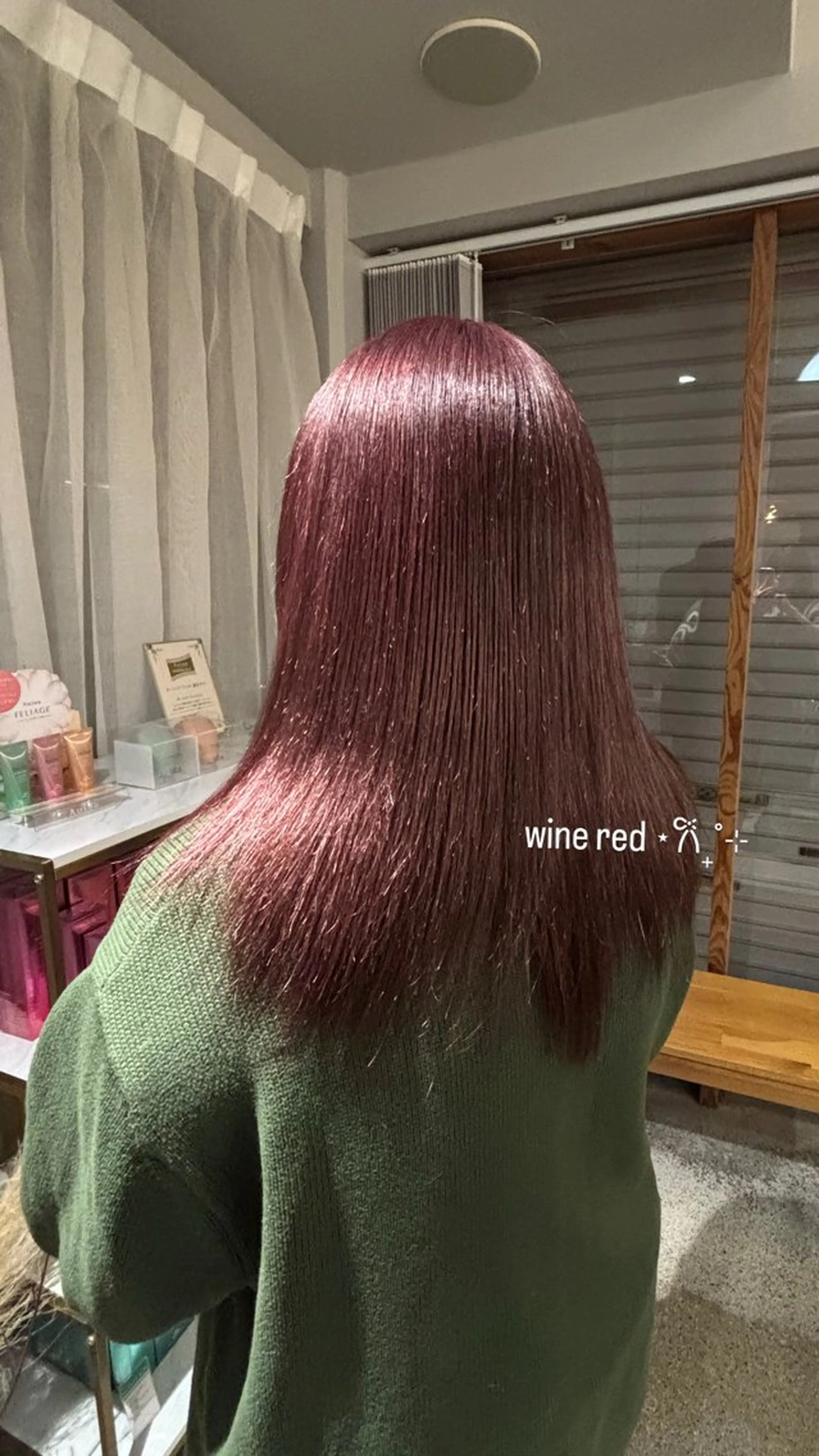 セミロング カラー ピンクカラー cipre 萌乃のヘアスタイル