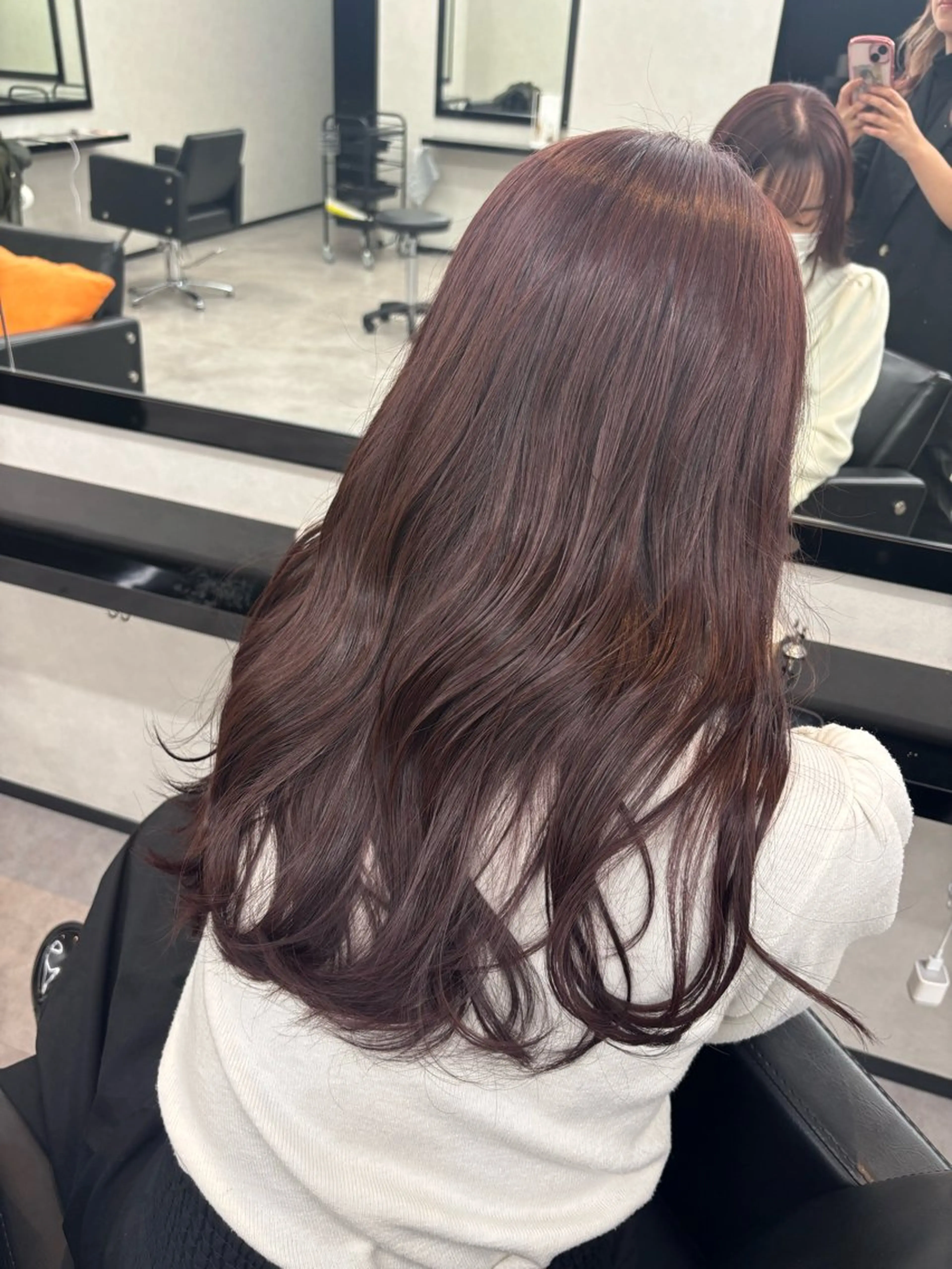ロング ヘアカラー 福島 あいりのヘアスタイル
