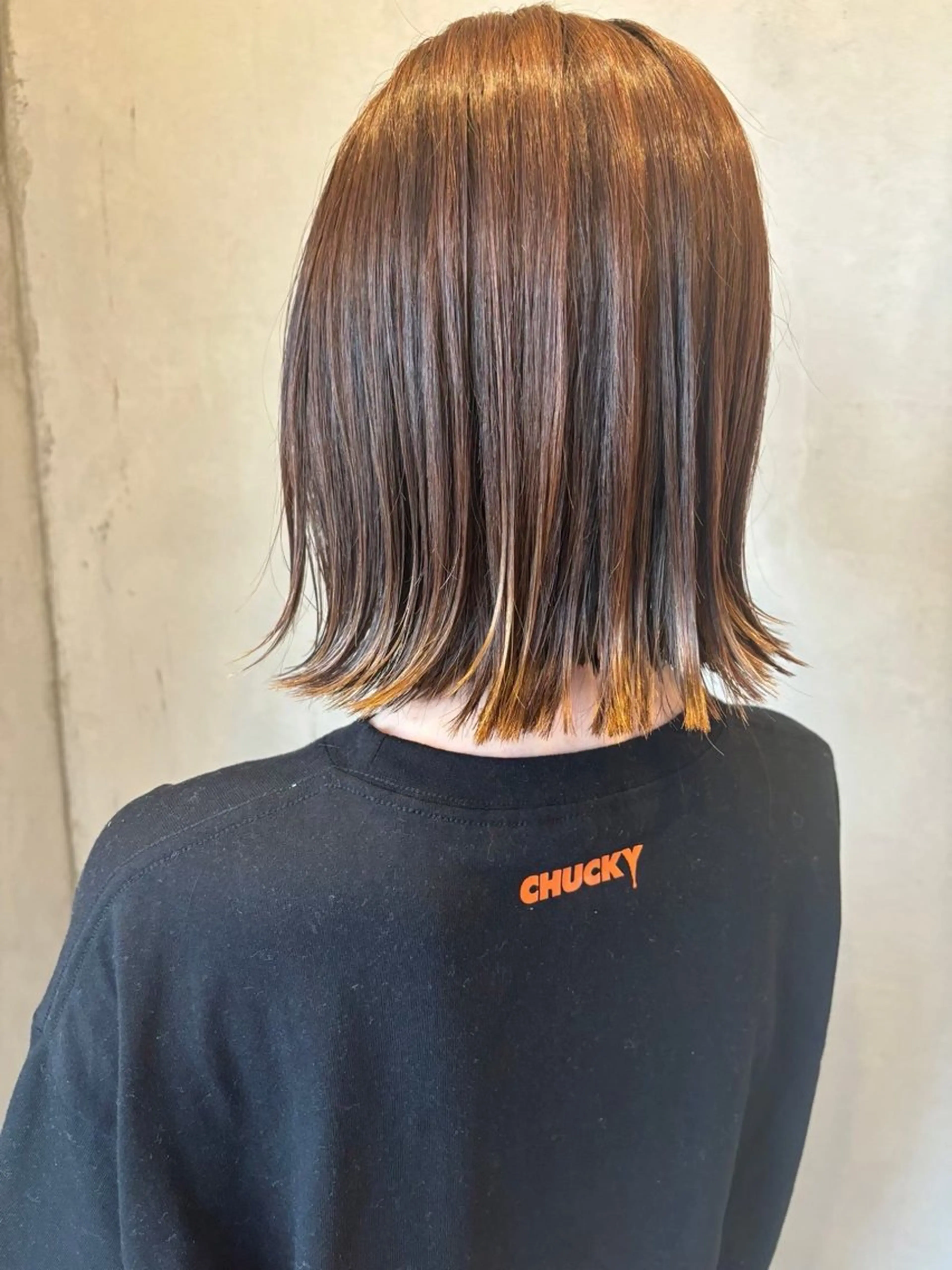 ミディアム 草野ゆずき⌇縮毛矯正 ⌇Wカラー⌇レイヤーのヘアスタイル