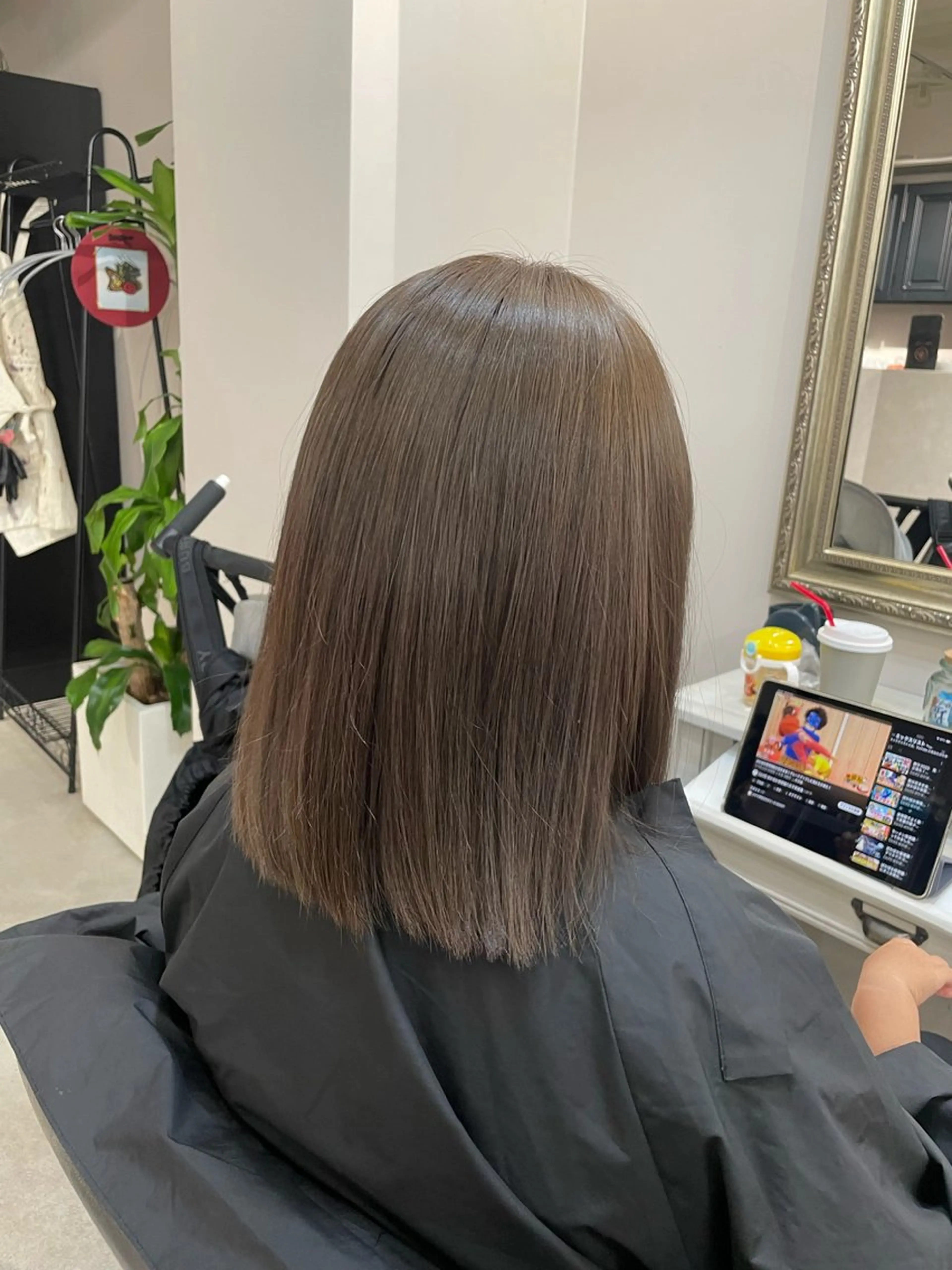 カラー ベージュカラー オリーブベージュ バレイヤージュモデル 募集👒ヨンスクのヘアスタイル