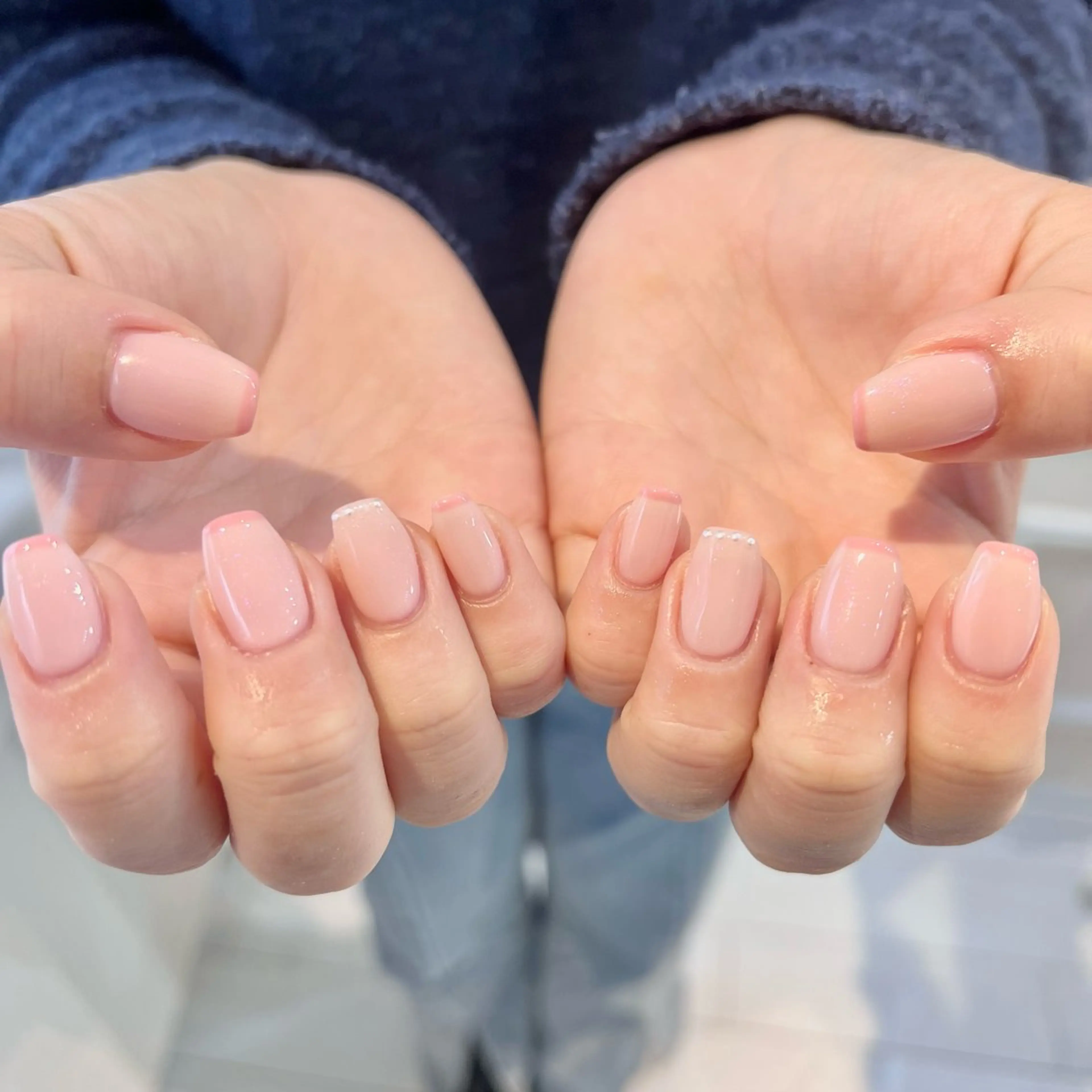 ネイル フレンチネイル ハンドネイル 🎀チーク/ちゅるん 🫧chisa🎀のネイルデザイン