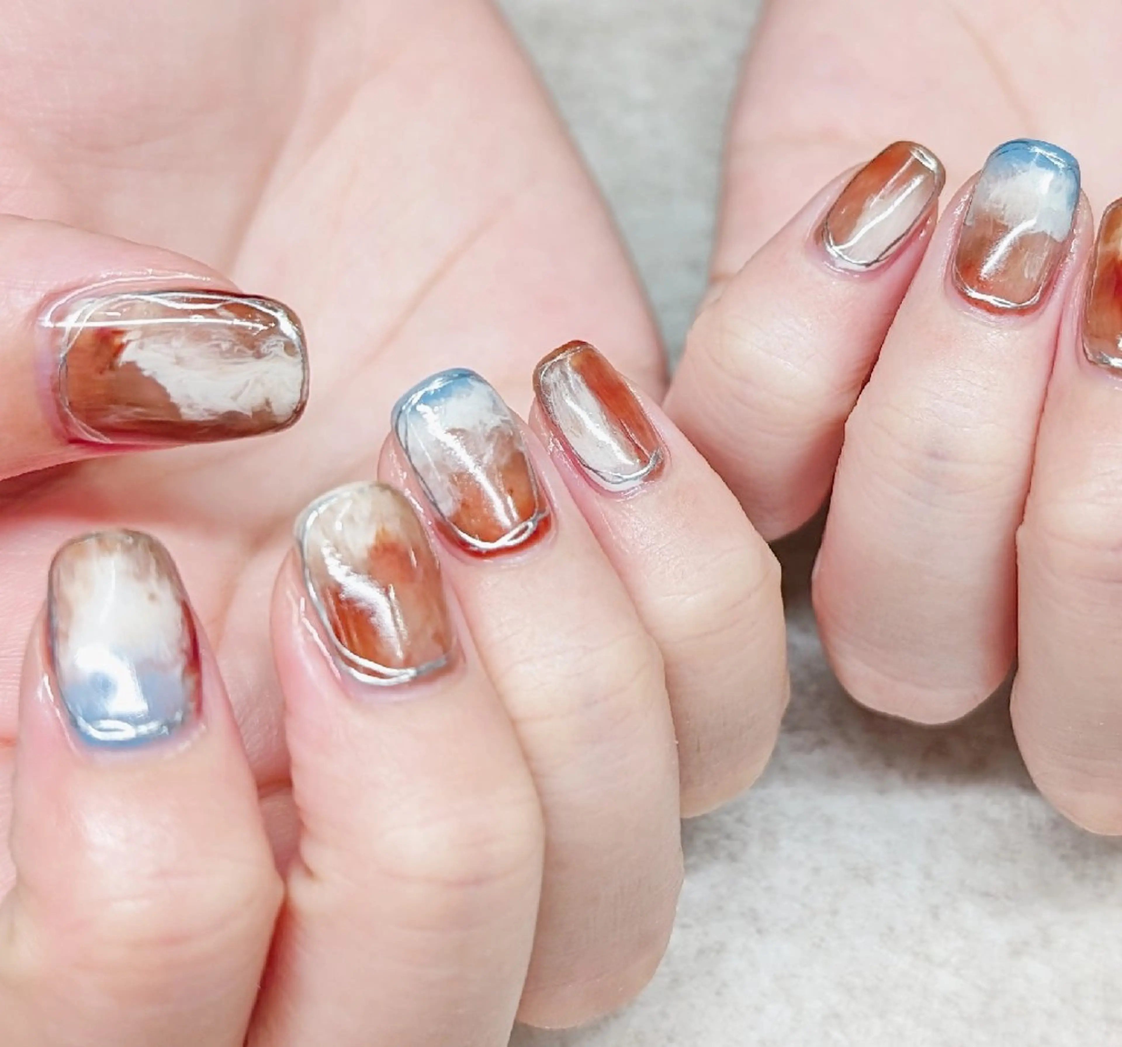 ネイル ニュアンスネイル FIKA 折戸のネイルデザイン